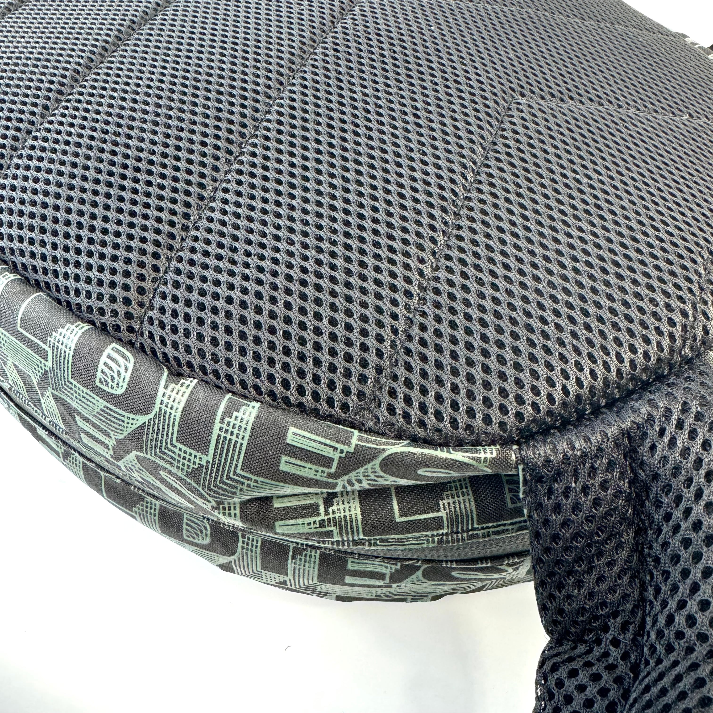 【美品】ディーゼル リュック バックパック モノグラム ロゴ カーキー ネオンオレンジ 緑