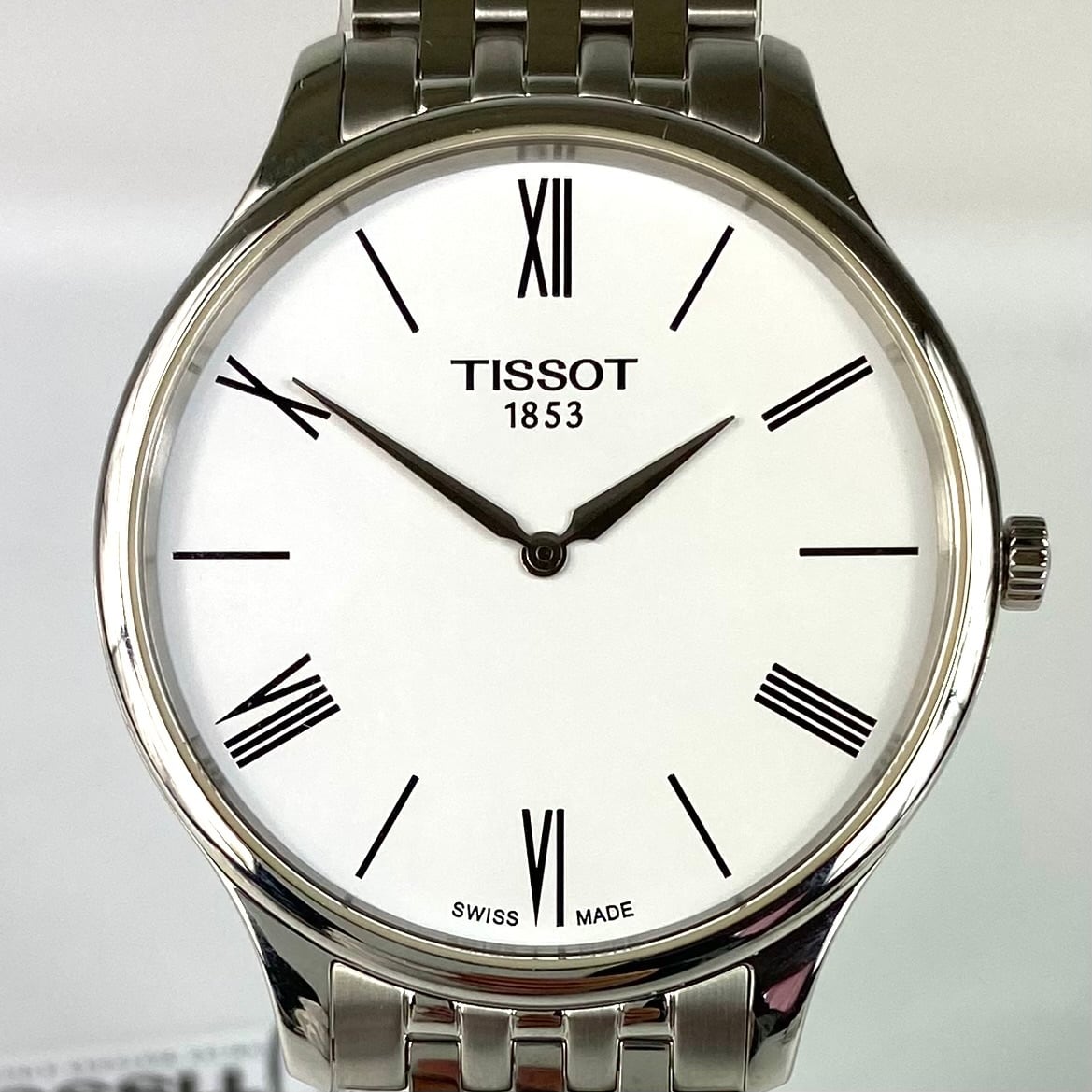 ティソ TISSOT クラシック トラディション 5.5 T063409A クォーツ 白 2針