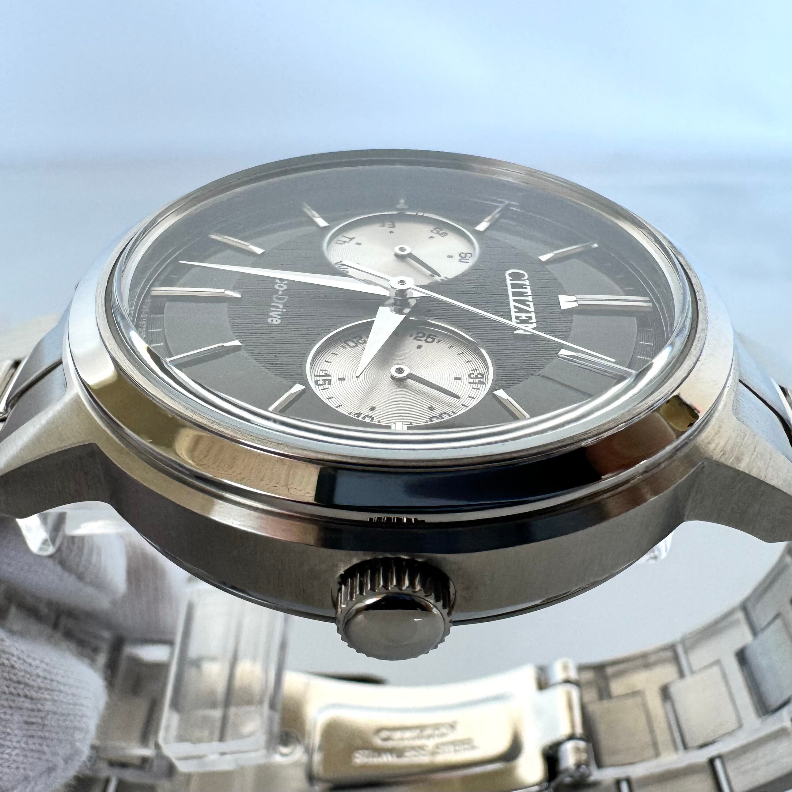 【美品】シチズン シチズンコレクション BU4030?91E ソーラー マルチカレンダー 黒