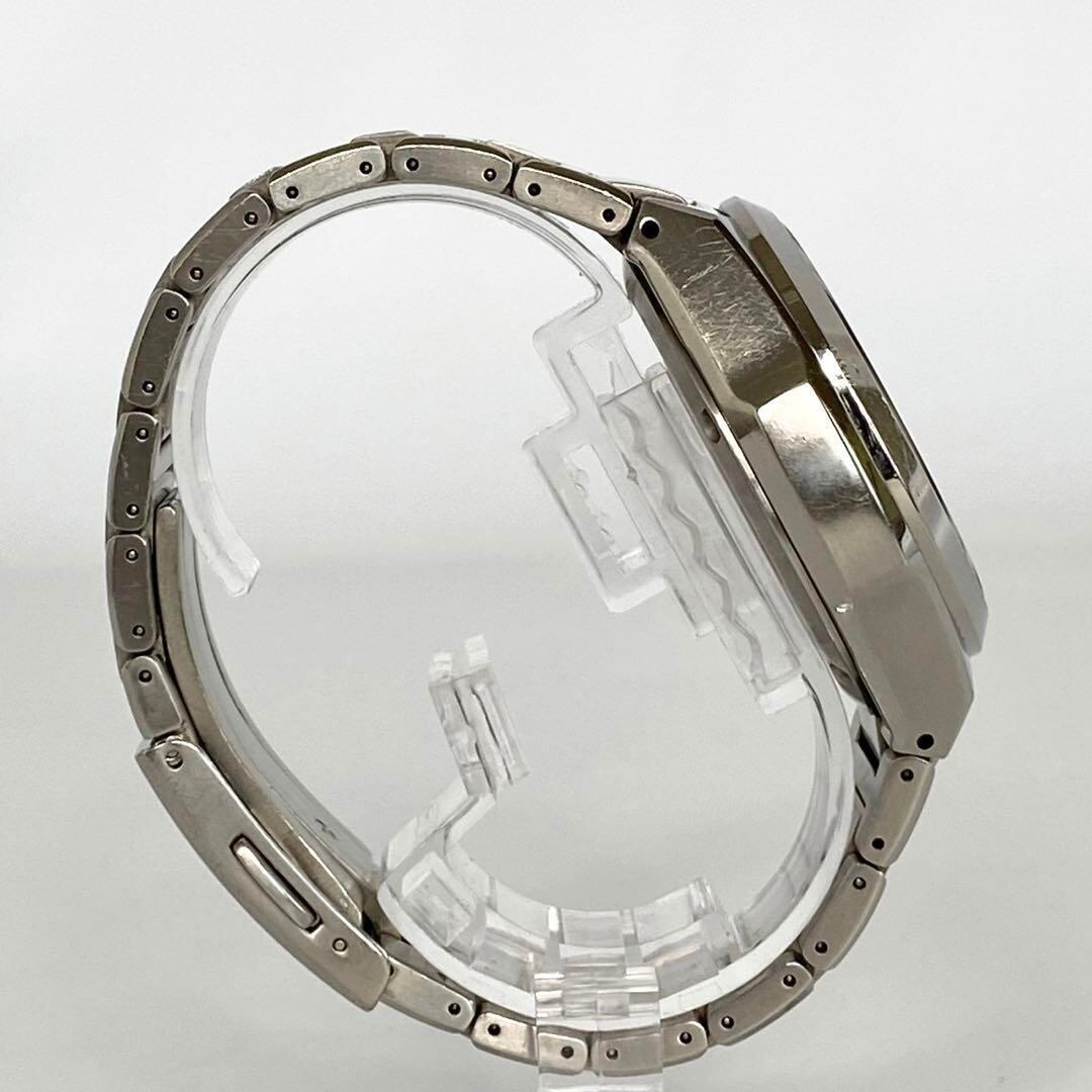 シチズン アテッサ E610 エコドライブ デイト表示 シルバー チタン