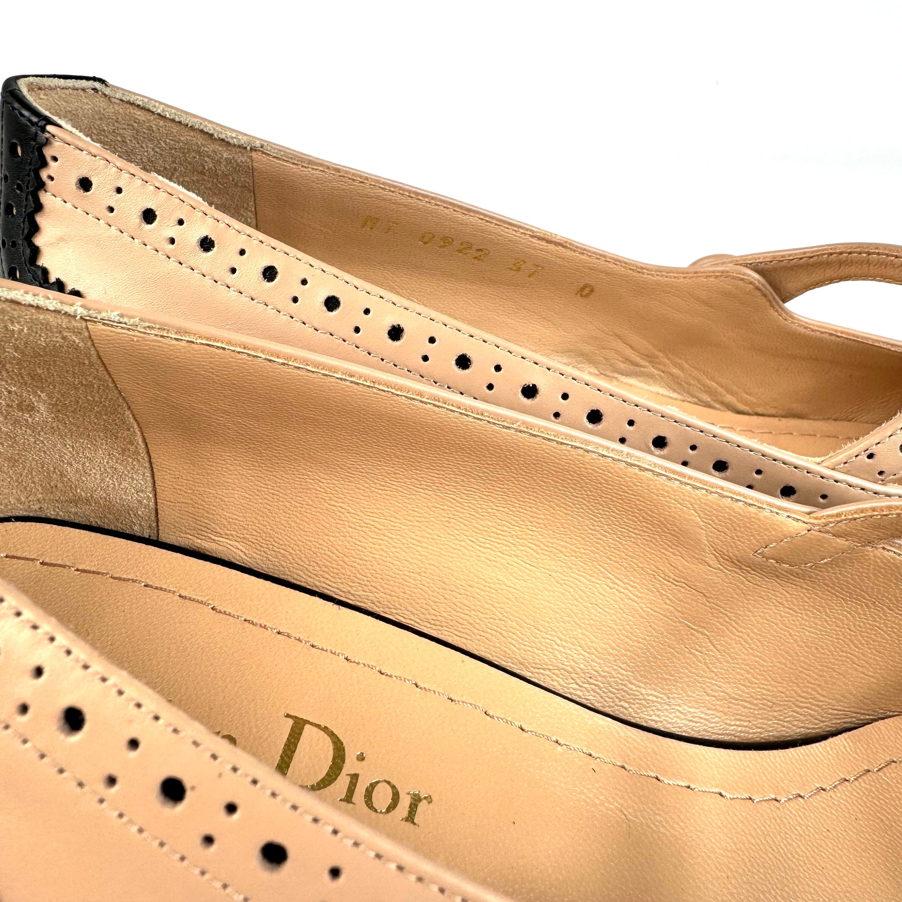 【未使用】クリスチャンディオール パンプス パンチング カーフ ベージュ 黒 24cm