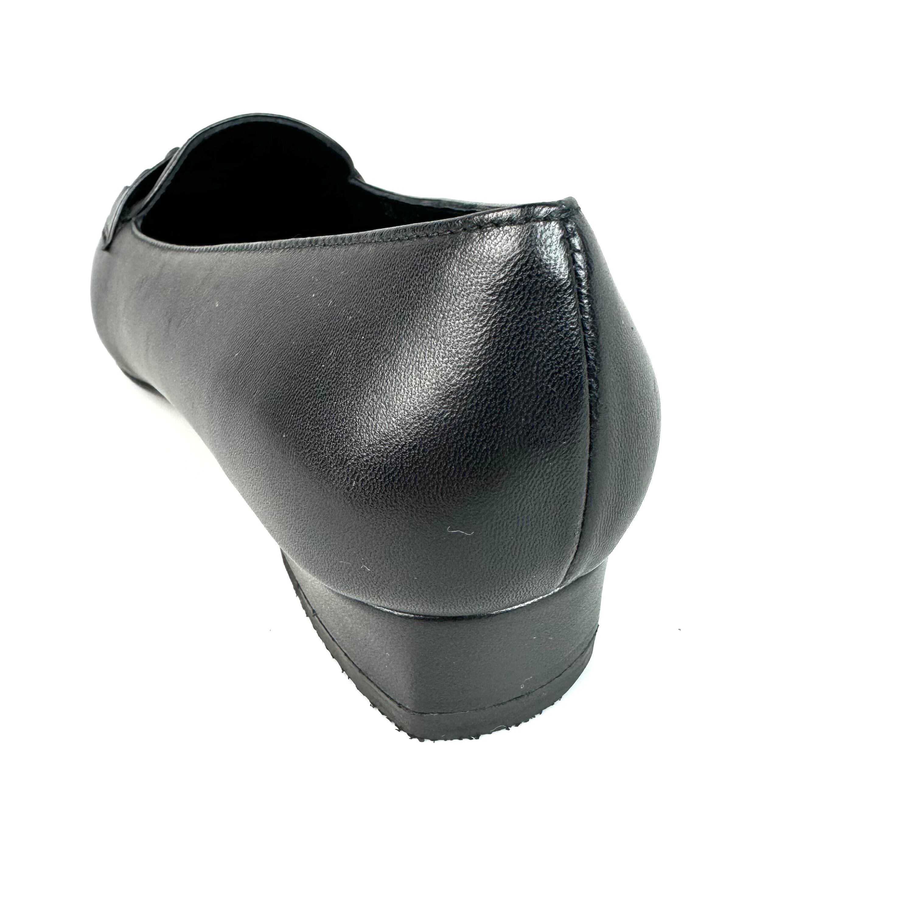 サルヴァトーレフェラガモ ローファー ヴァラ レザー 黒 23.5cm 5D