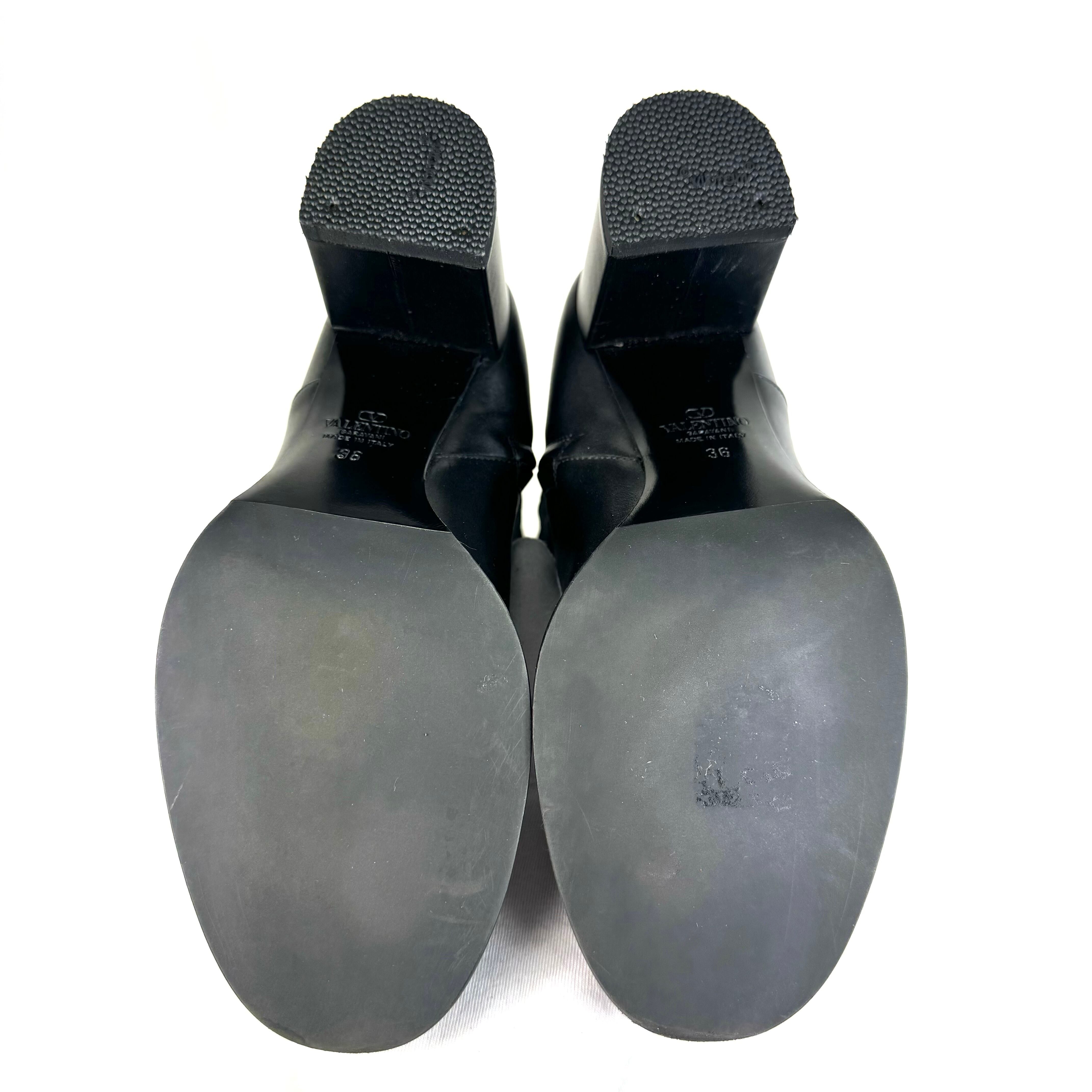 バレンティノガラヴァーニ ブーツ Vロゴ シグネチャー カーフ 黒 23cm