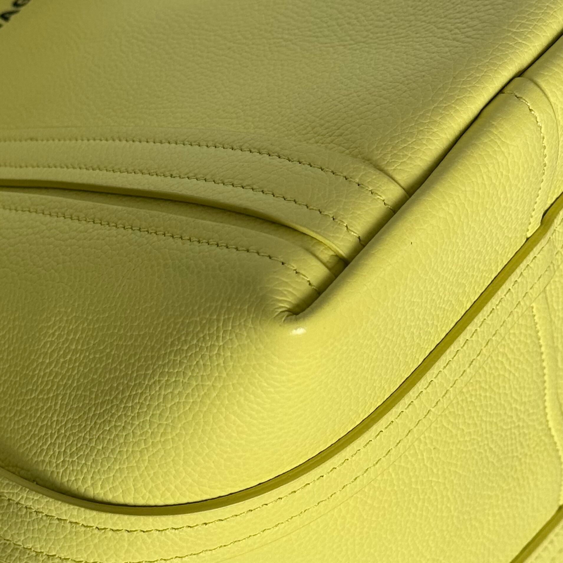 バレンシアガ エヴリディトート ノースサウス スモール イエロー