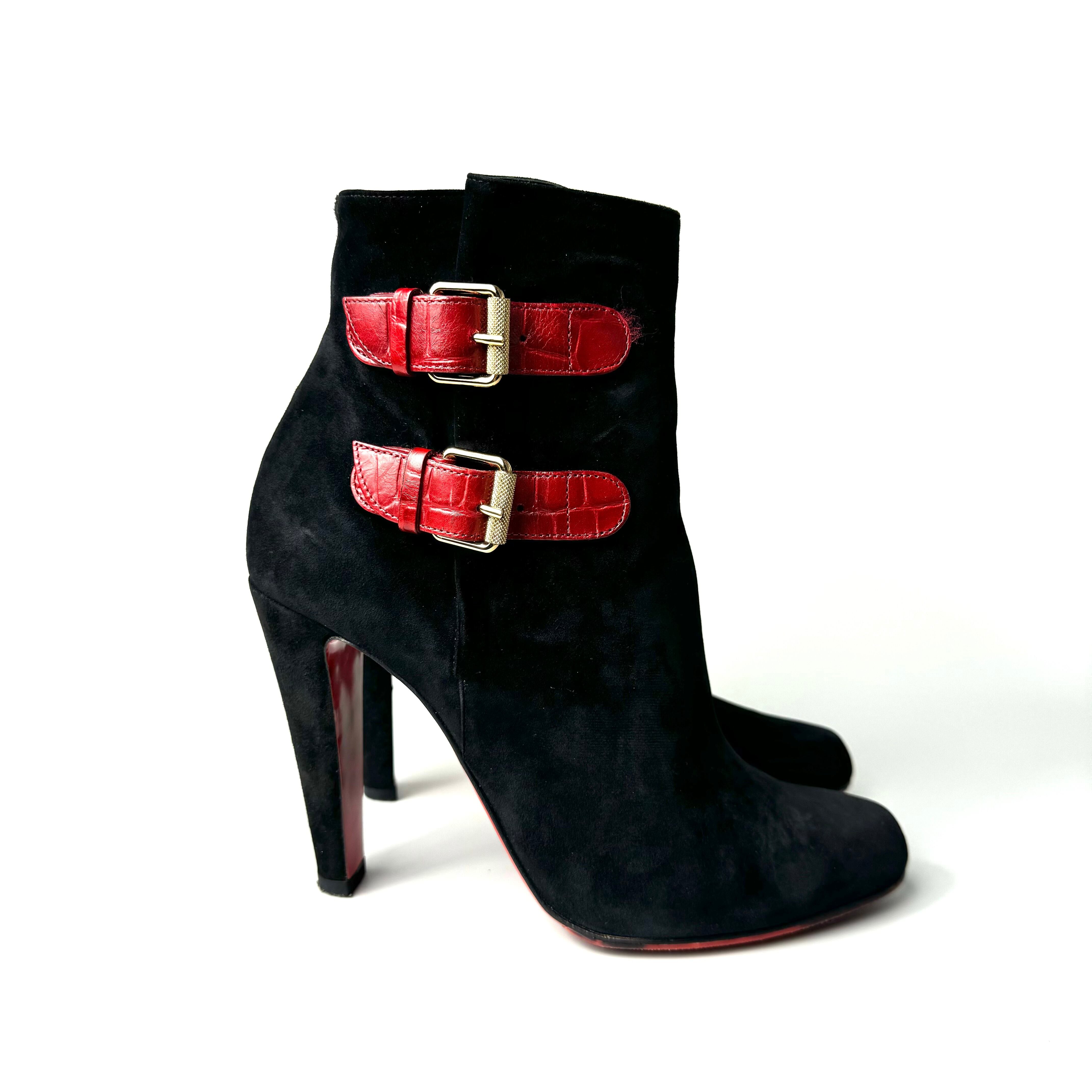 クリスチャンルブタン ショートブーツ サイドベルト スエード 赤 黒 25cm