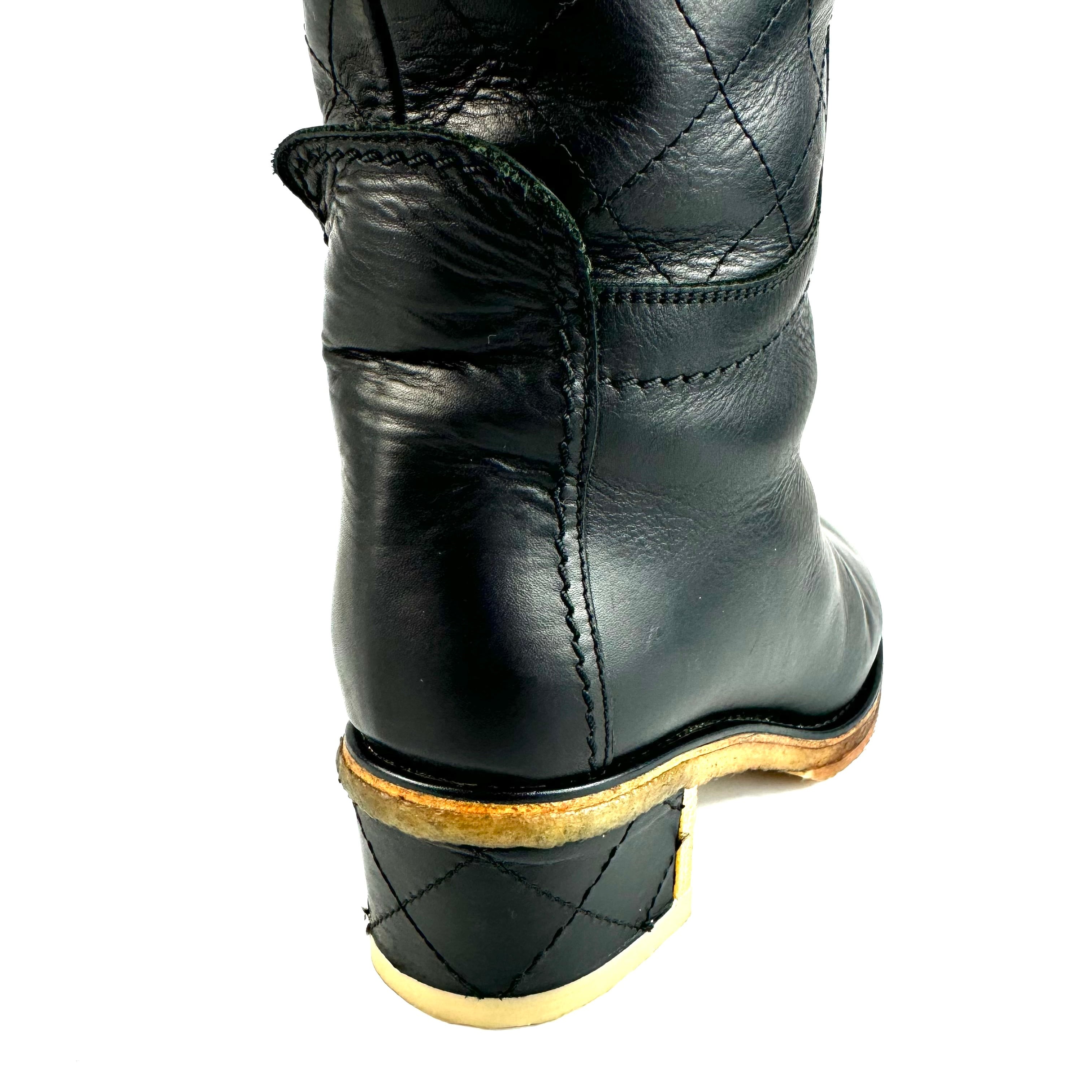 【美品】シャネル ロングブーツ ムートン ココマーク レザー 黒 22.5cm