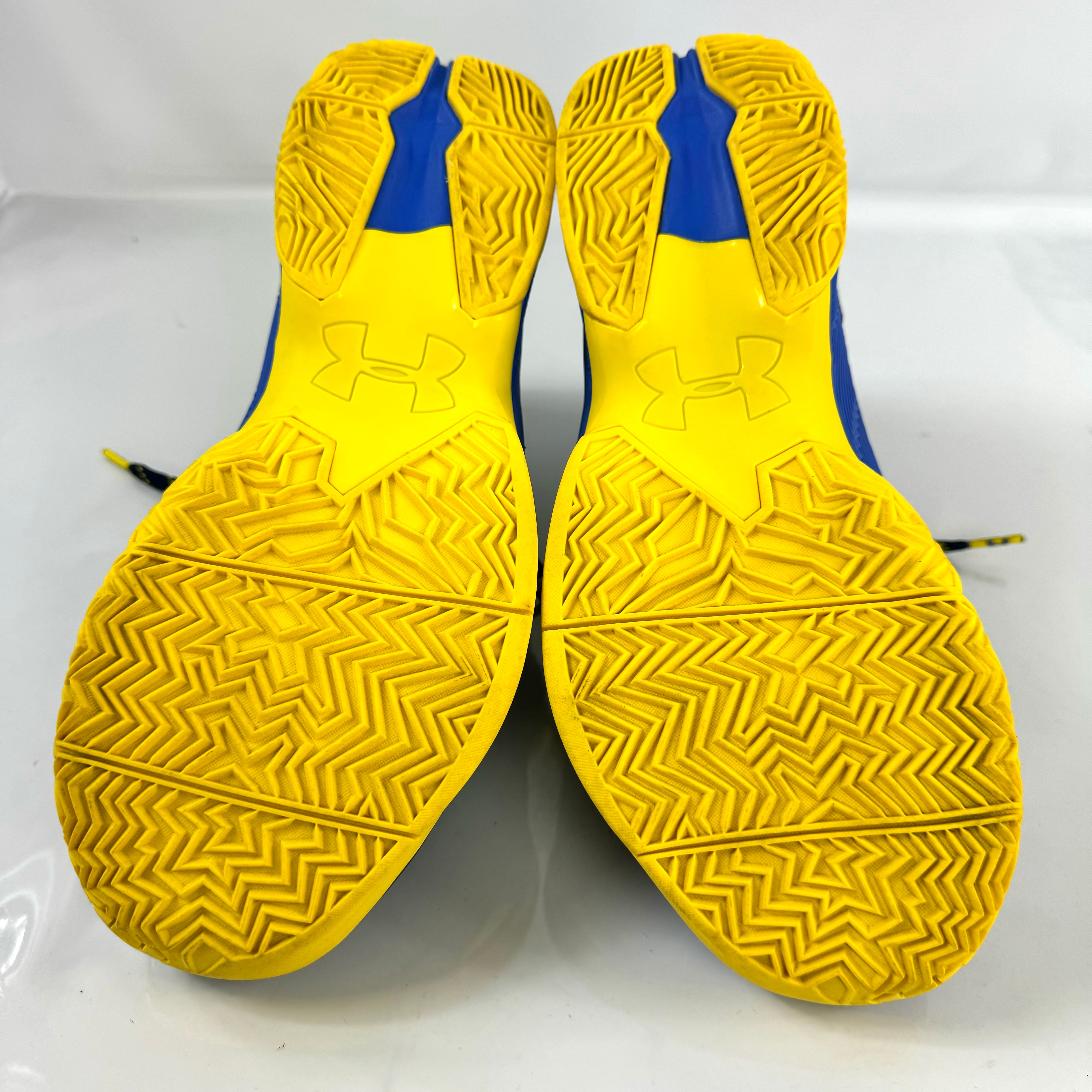 【美品】アンダーアーマー UNDER ARMOUR Curry2.5 ステフィンカリーモデル ハイカットスニーカー バッシュ 3C 27.5cm