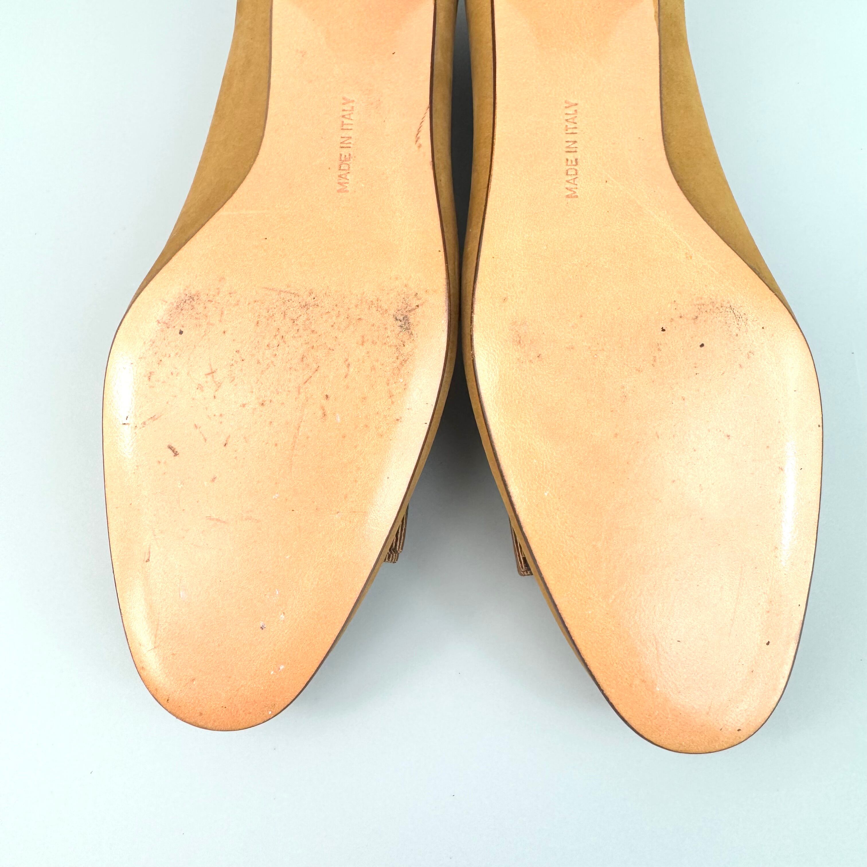【美品】サルヴァトーレフェラガモ パンプス ヴァラリボン アーモンドトゥ ライトブラウン 24cm