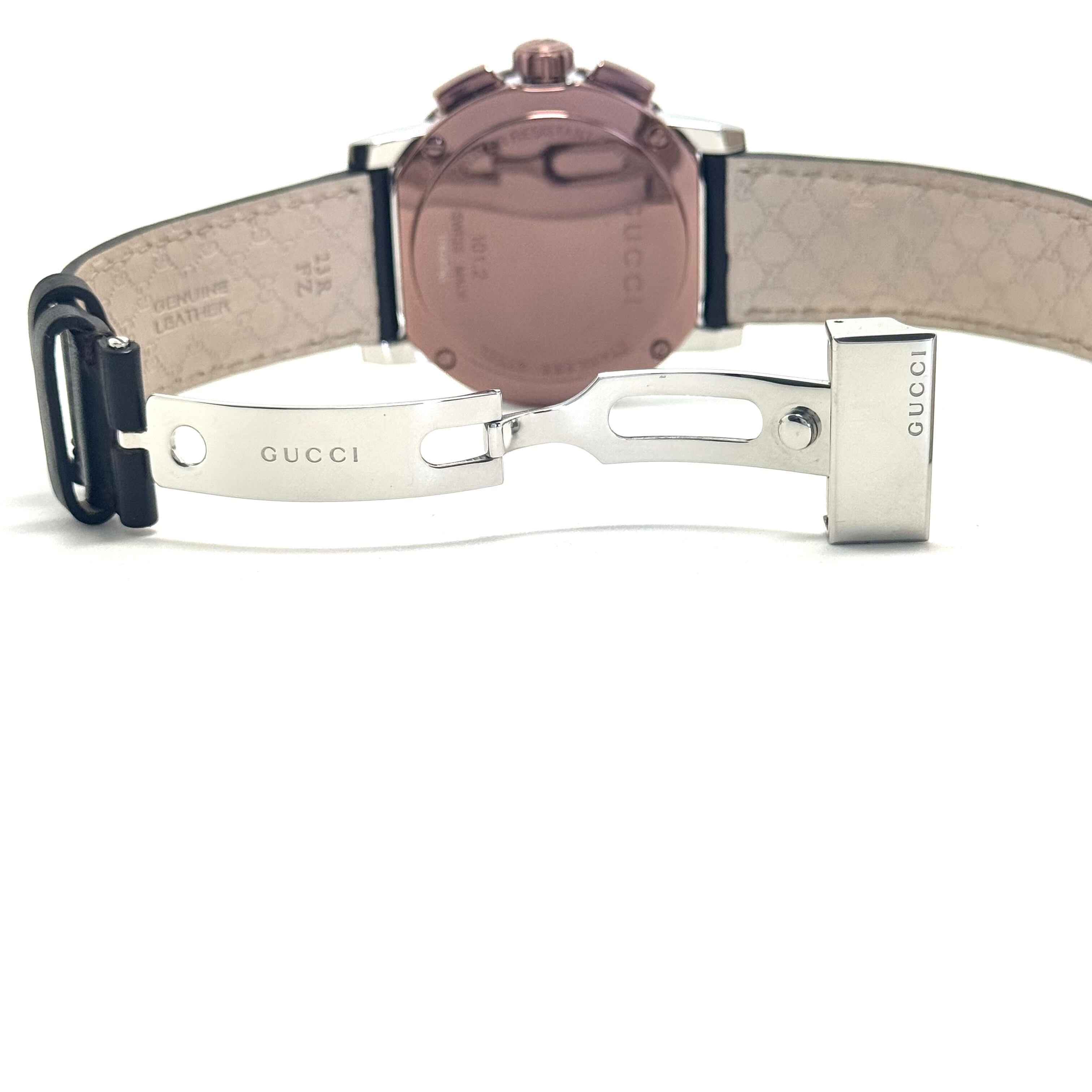 【美品】グッチ GUCCI Gクロノ YA101202 101.2 クォーツ 黒 クロノグラフ 革ベルト