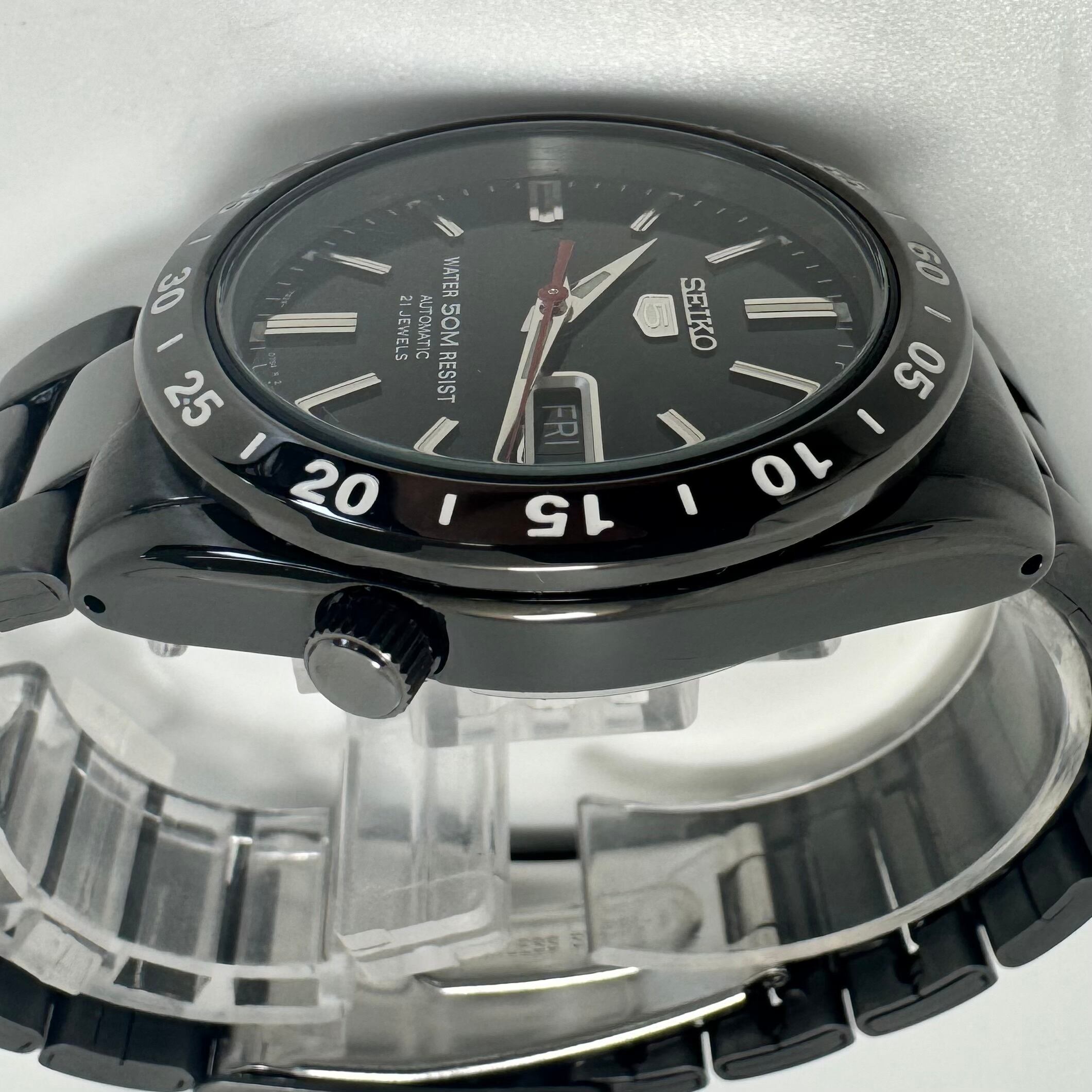 セイコー セイコーファイブ セイコー5 SNKE03K1 7S26-02T0 自動巻 黒 裏スケ デイデイト(スペイン語・英語) 海外モデル