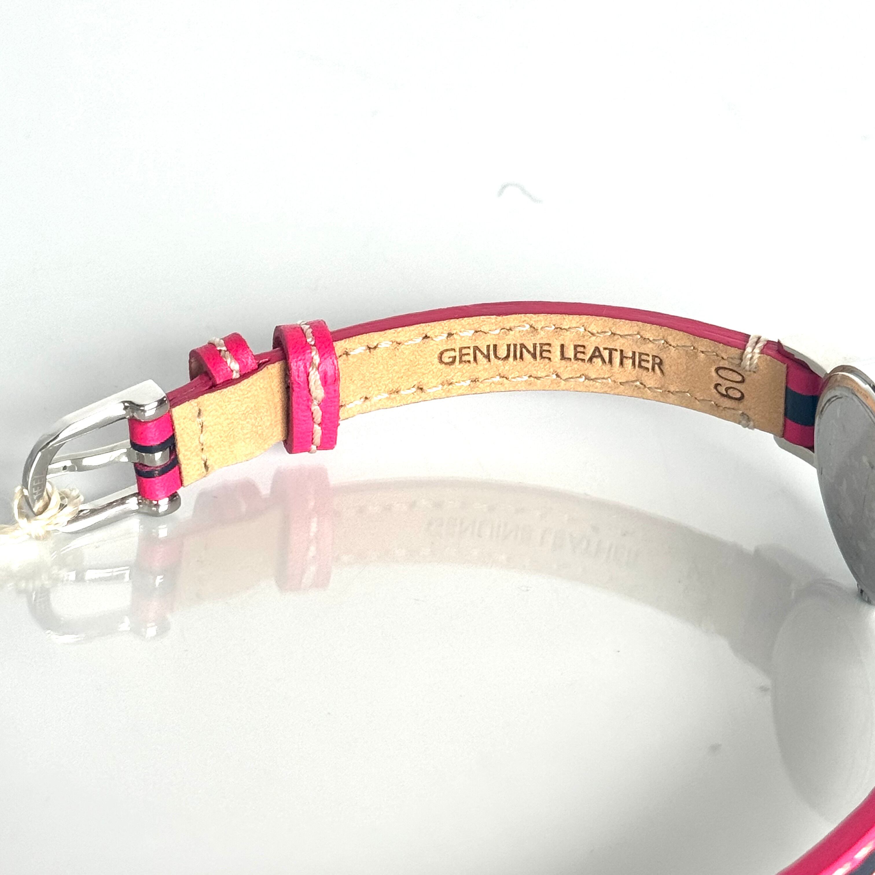 【ほぼ未使用】コーチ ニューステューディオ CA.65.7.14.0622 クォーツ 2針 シルバー 革ベルト レディース