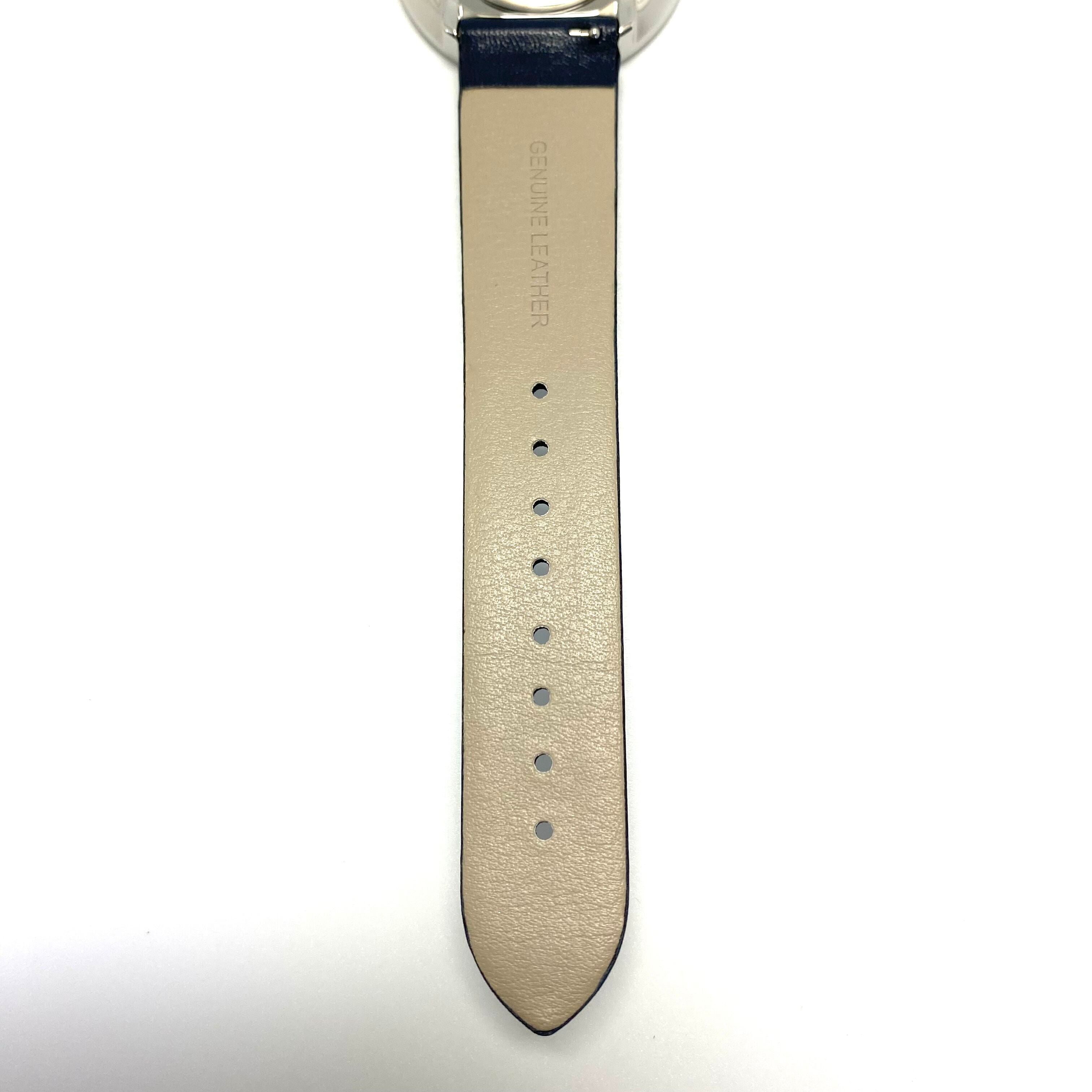 【未使用】ヴェアホイ VEJRHOJ クォーツ 木目 2針 革ベルト