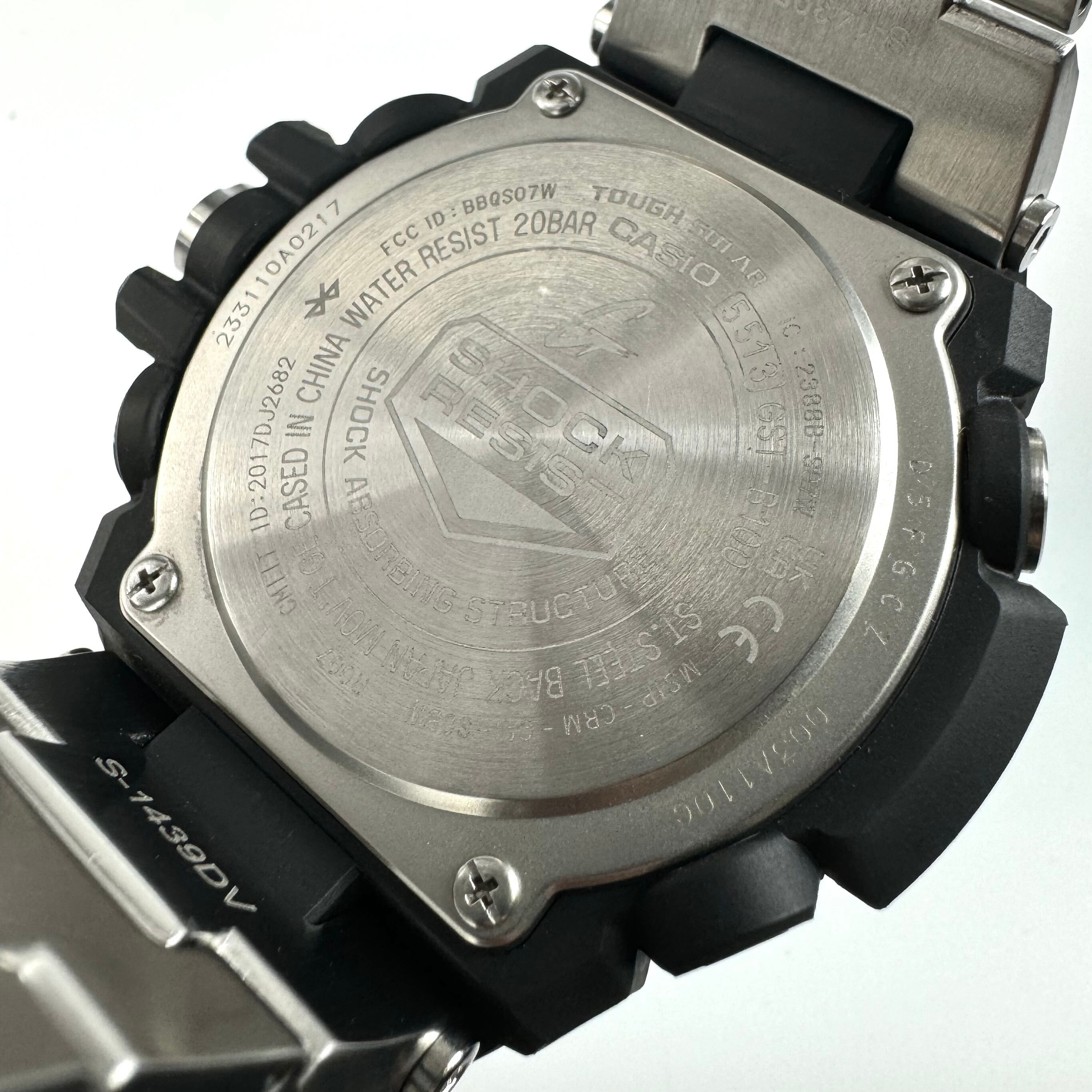 【美品】カシオ CASIO ジーショック G-SHOCK ジースチール G?STEEL GST-B100D-1A9JF タフソーラー デイト表示 スマホリンク 黒