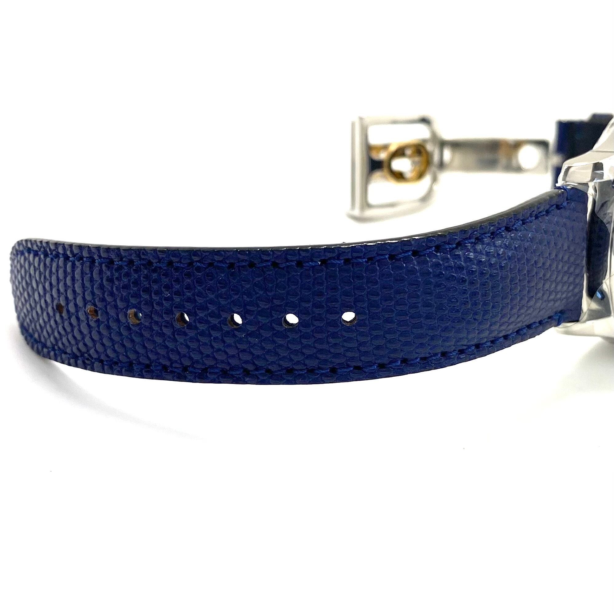 【未使用】腕時計 グッチ GUCCI Gタイムレス 126.4 YA1264122 ビー 蜂 モチーフ 自動巻 青 革ベルト メンズ レディース ユニセックス