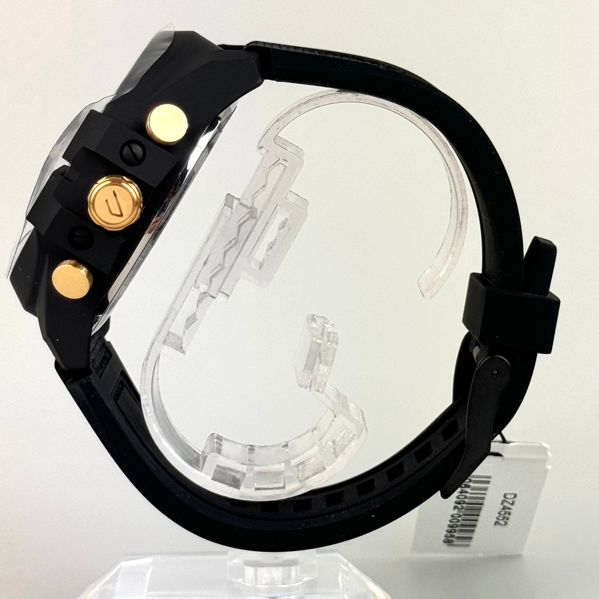 【未使用・電池交換済み】ディーゼル DIESEL メガチーフ MEGA CHIEF DZ−4552 クォーツ アナデジ 樹脂ベルト