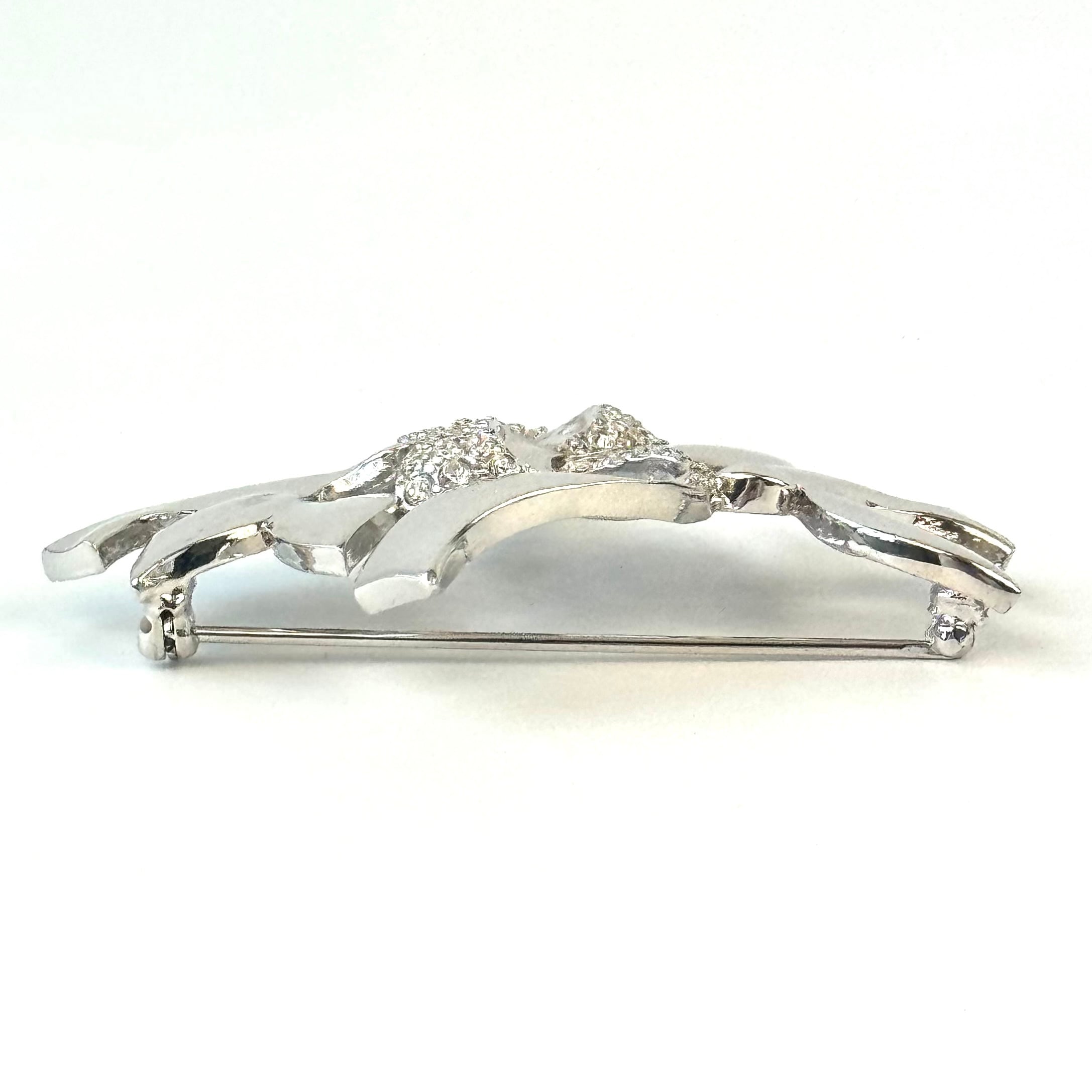 【美品】ニナリッチ ブローチ ラインストーン トリ リボン シルバー