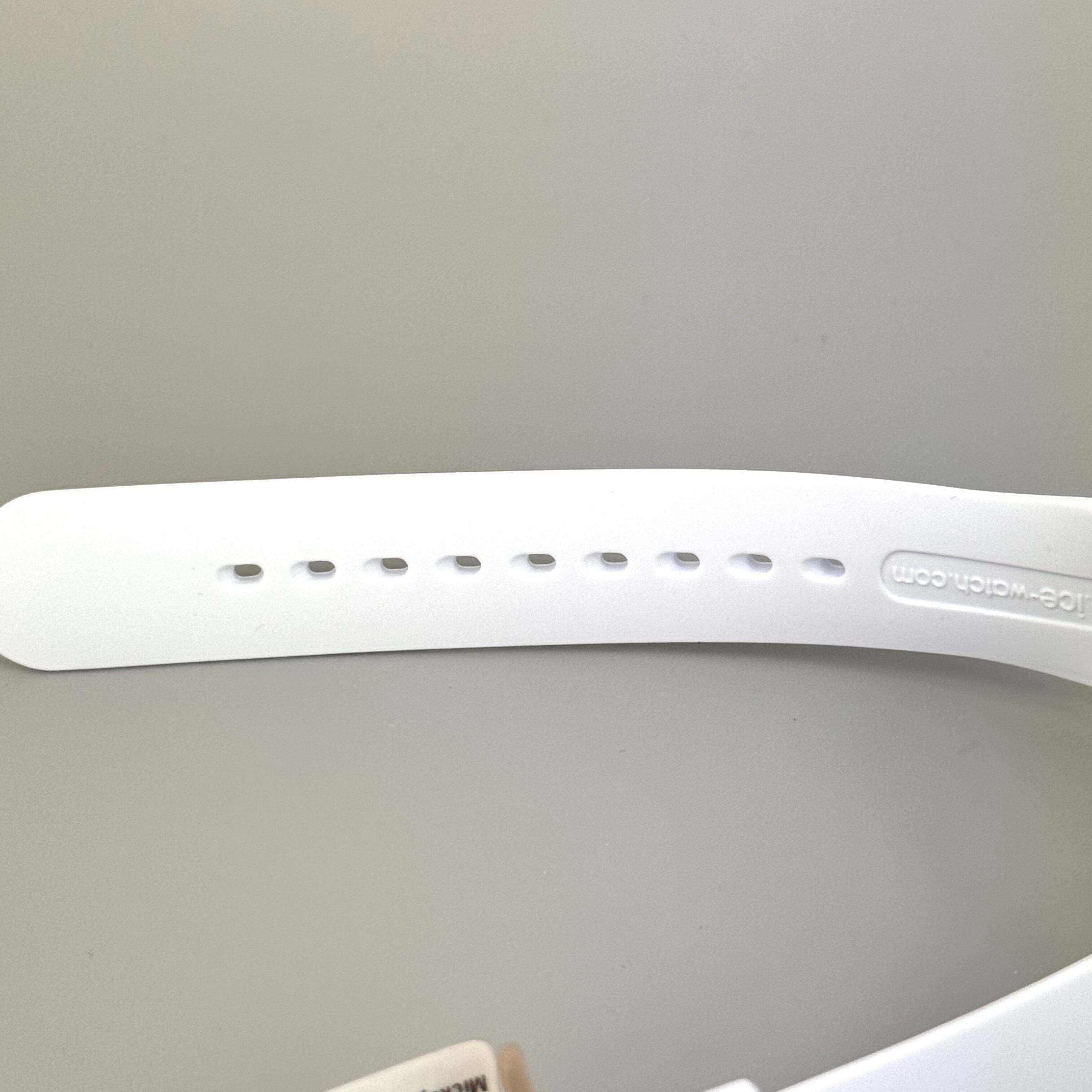 【未使用・電池交換済み】 アイスウォッチ ICE WATCH 014769 ディズニーコレクション ミッキーマウス クォーツ 白 樹脂 メンズ レディース