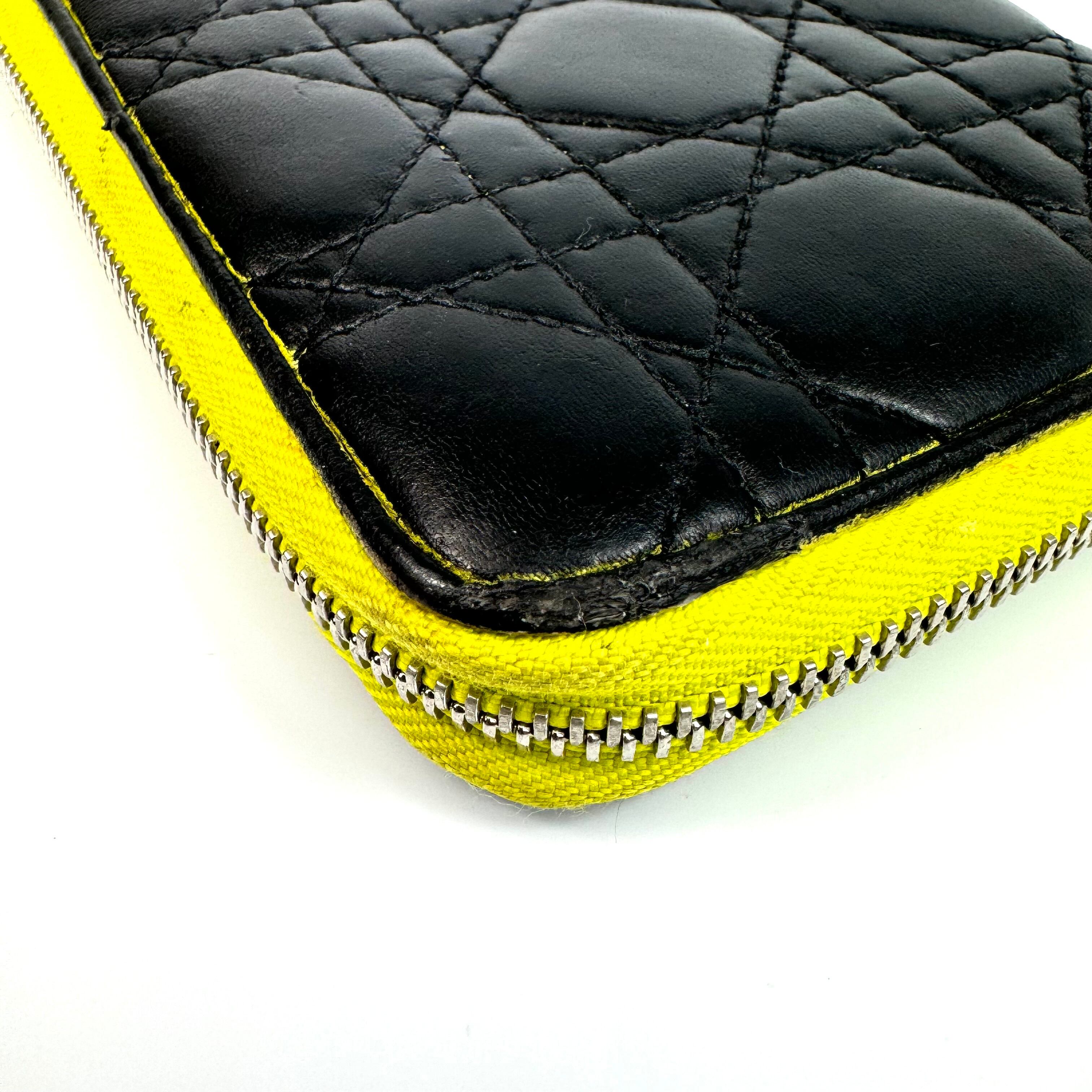 クリスチャンディオール カナージュ ロングウォレット ラウンドジップ レザー 黒 黄色 チャームなし