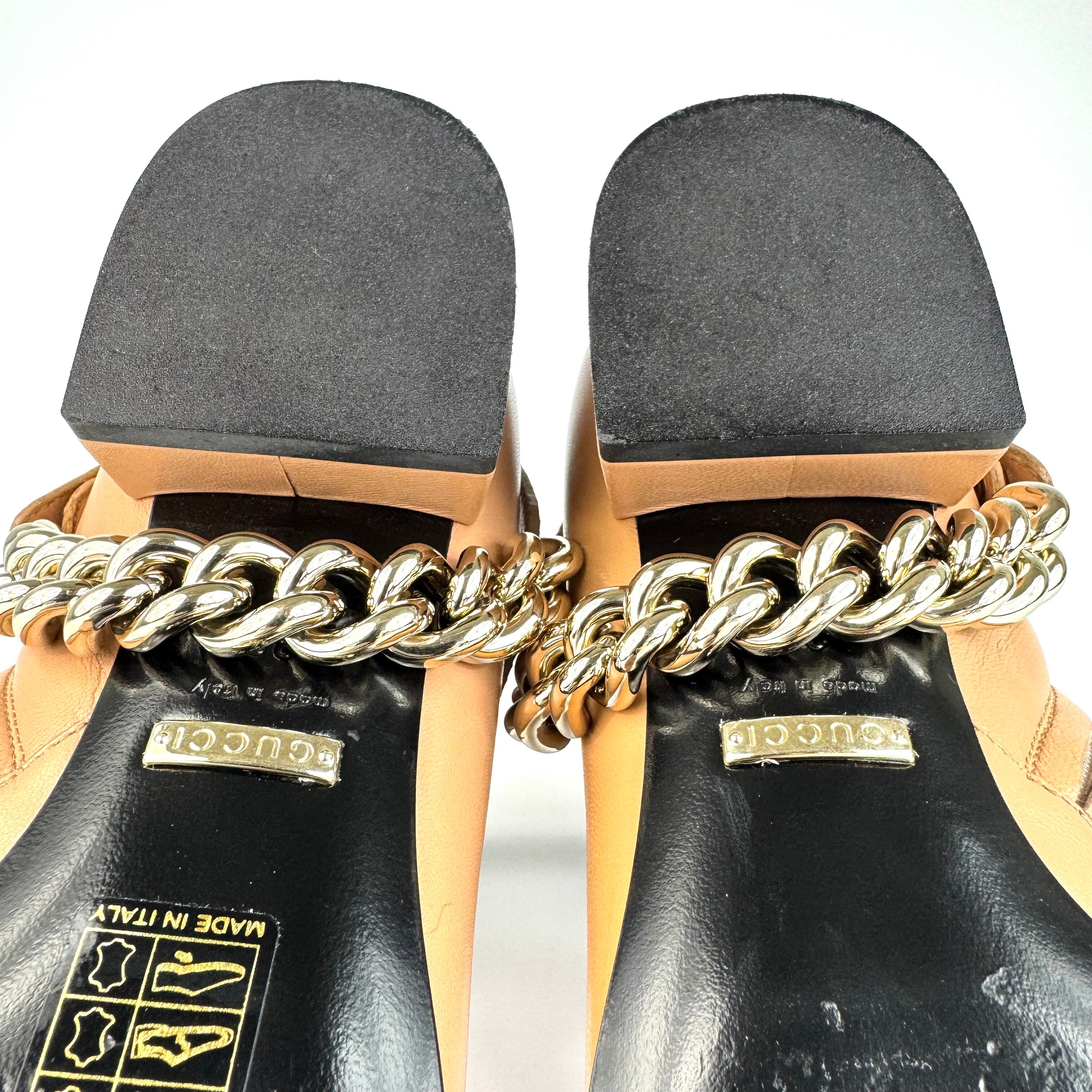 グッチ ショートブーツ インターロッキング チェーン ベージュ 23.5cm