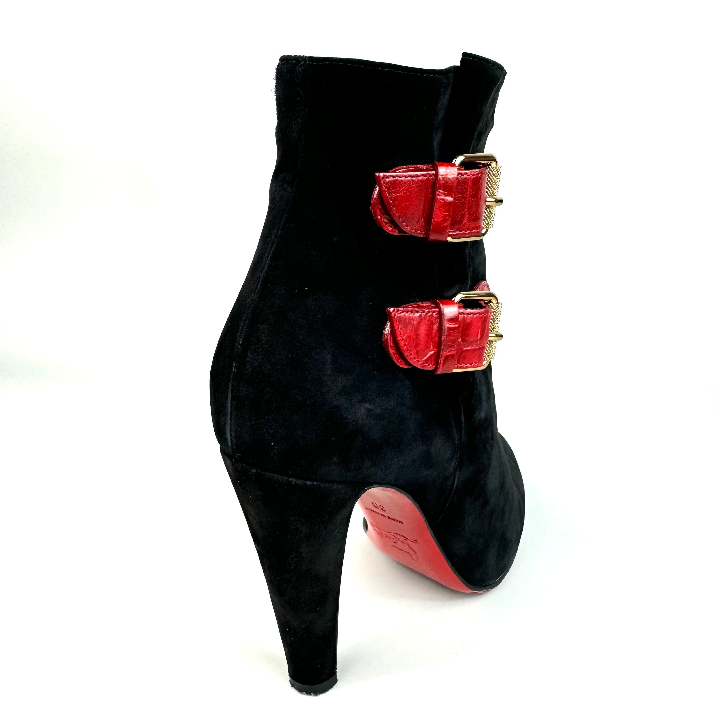 クリスチャンルブタン ショートブーツ サイドベルト スエード 赤 黒 25cm