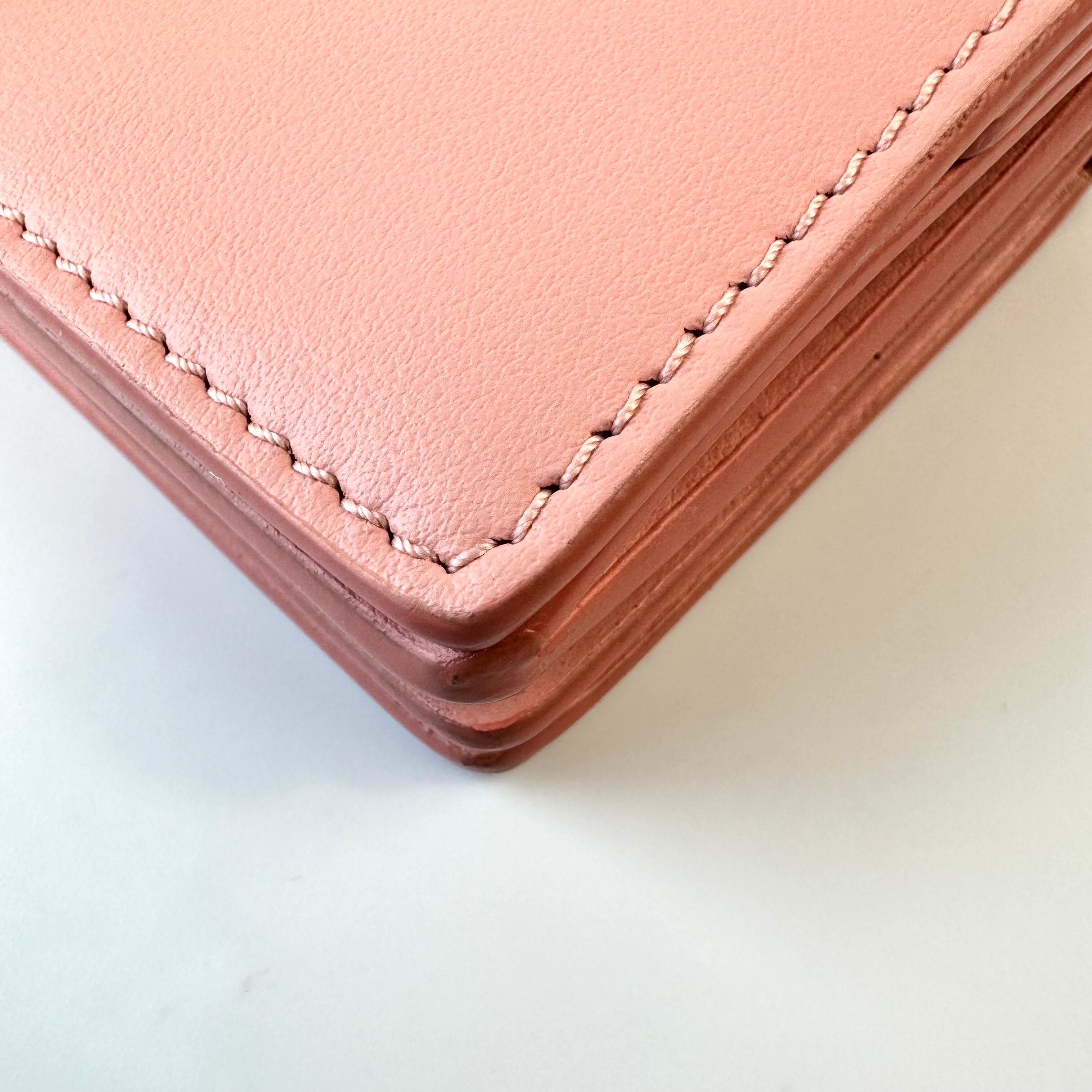 【美品】バーバリー チェーンウォレット コインケース カードケース TBロゴ 斜め掛け 二つ折り 80316271 ブラッシュピンク