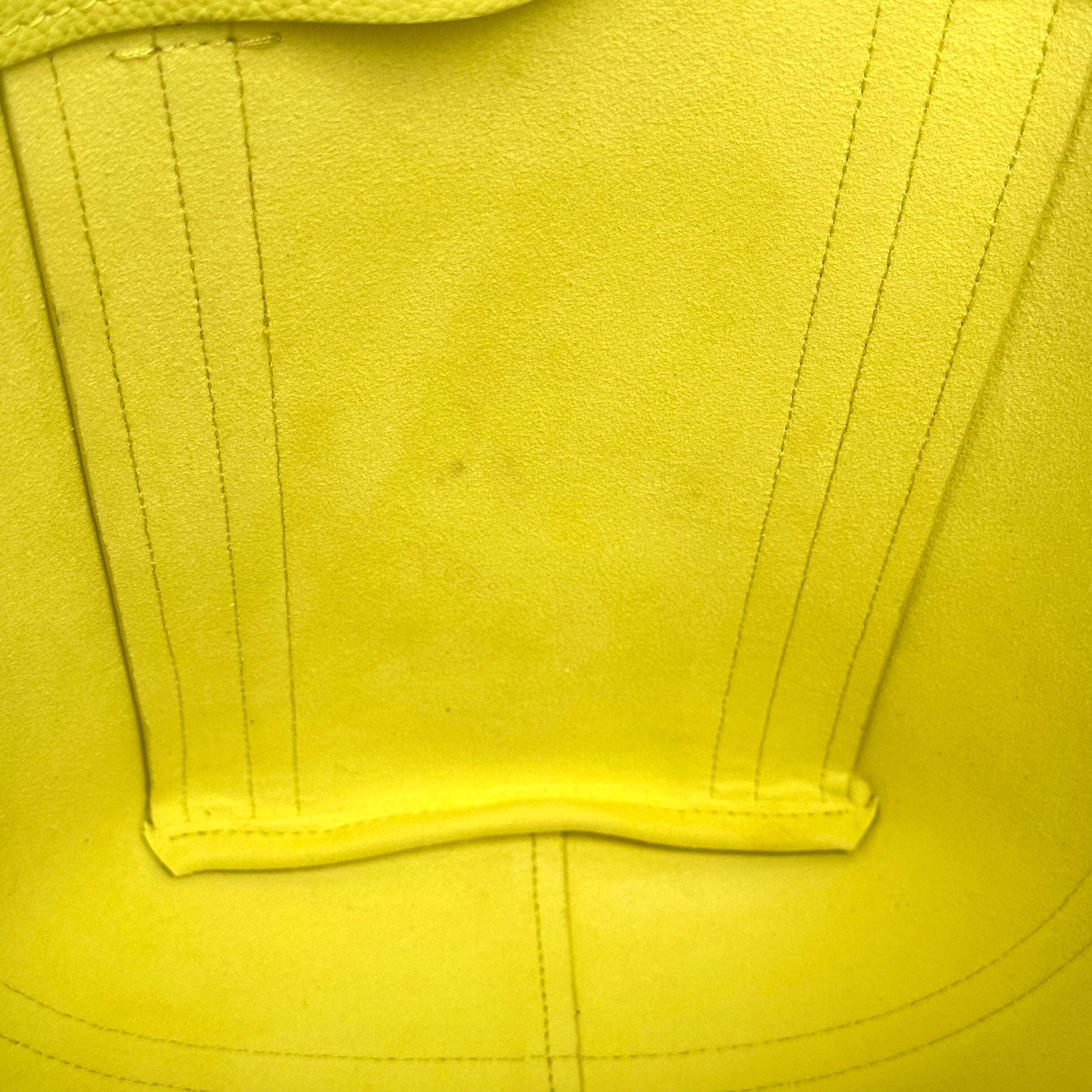 バレンシアガ エヴリディトート ノースサウス スモール イエロー