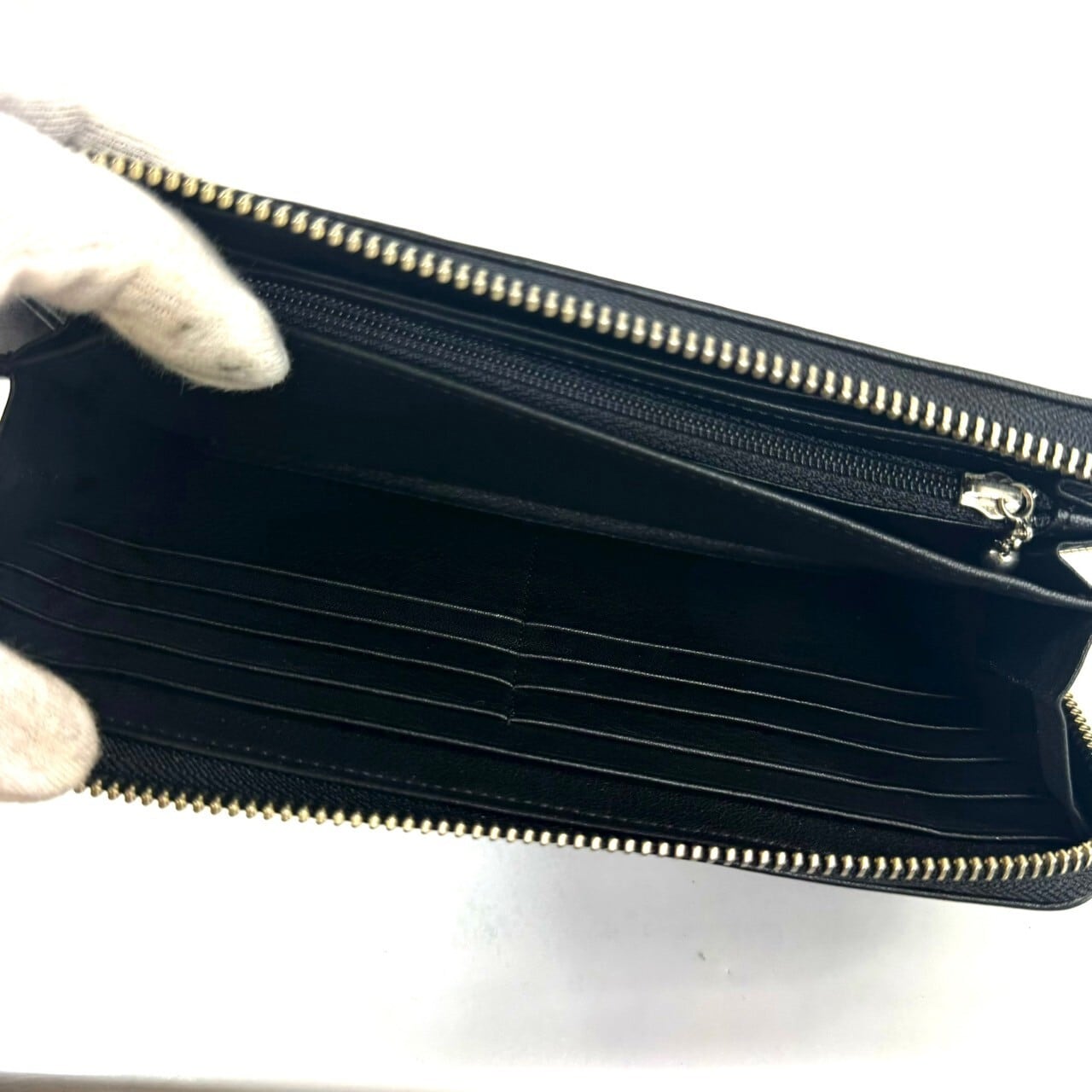 ヒステリックグラマー HYSTERIC GLAMOUR レザー 長財布 黒 ラウンドファスナー