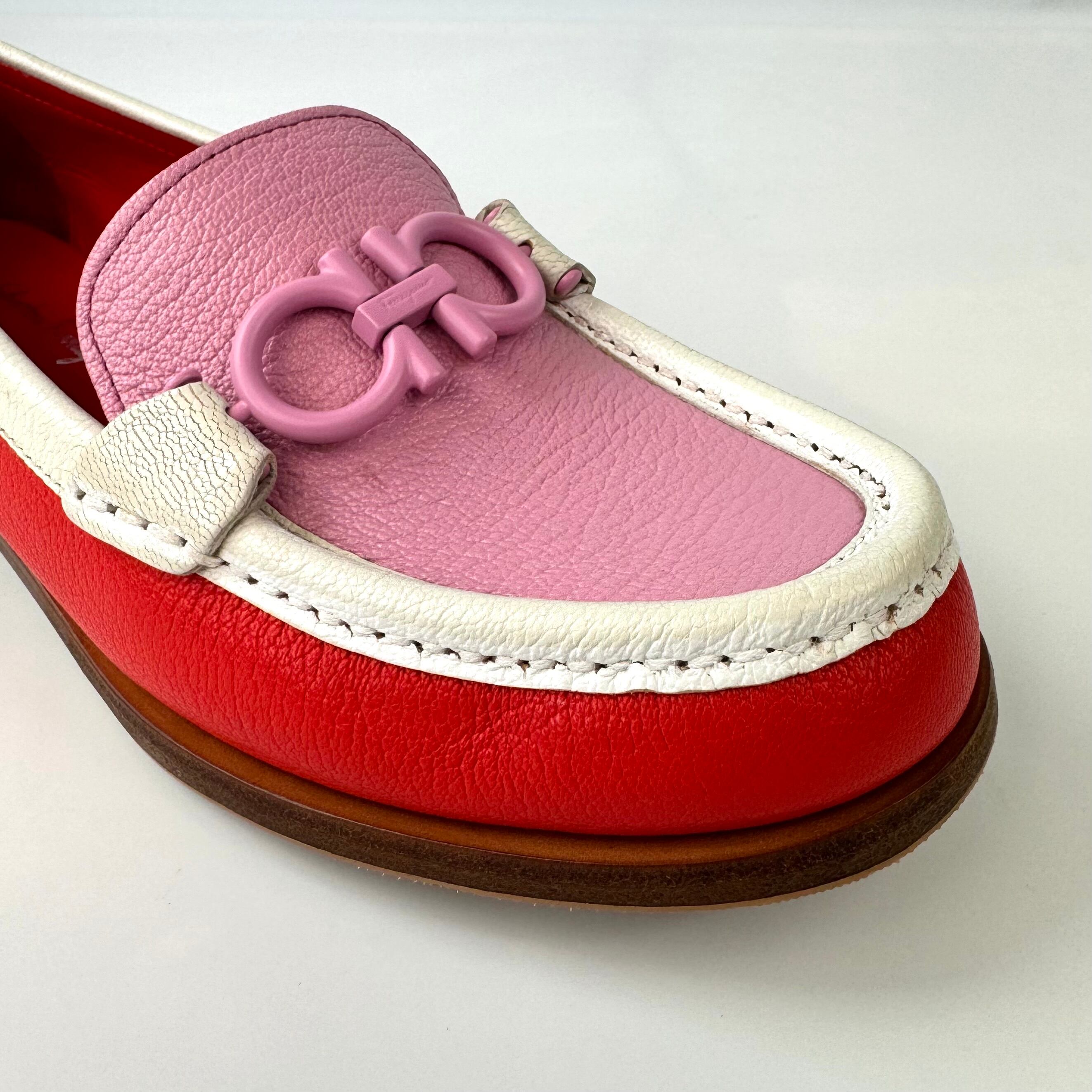 【美品】サルヴァトーレフェラガモ ローファー 2022年限定モデル ガンチーニ ピンク マルチカラー 23cm