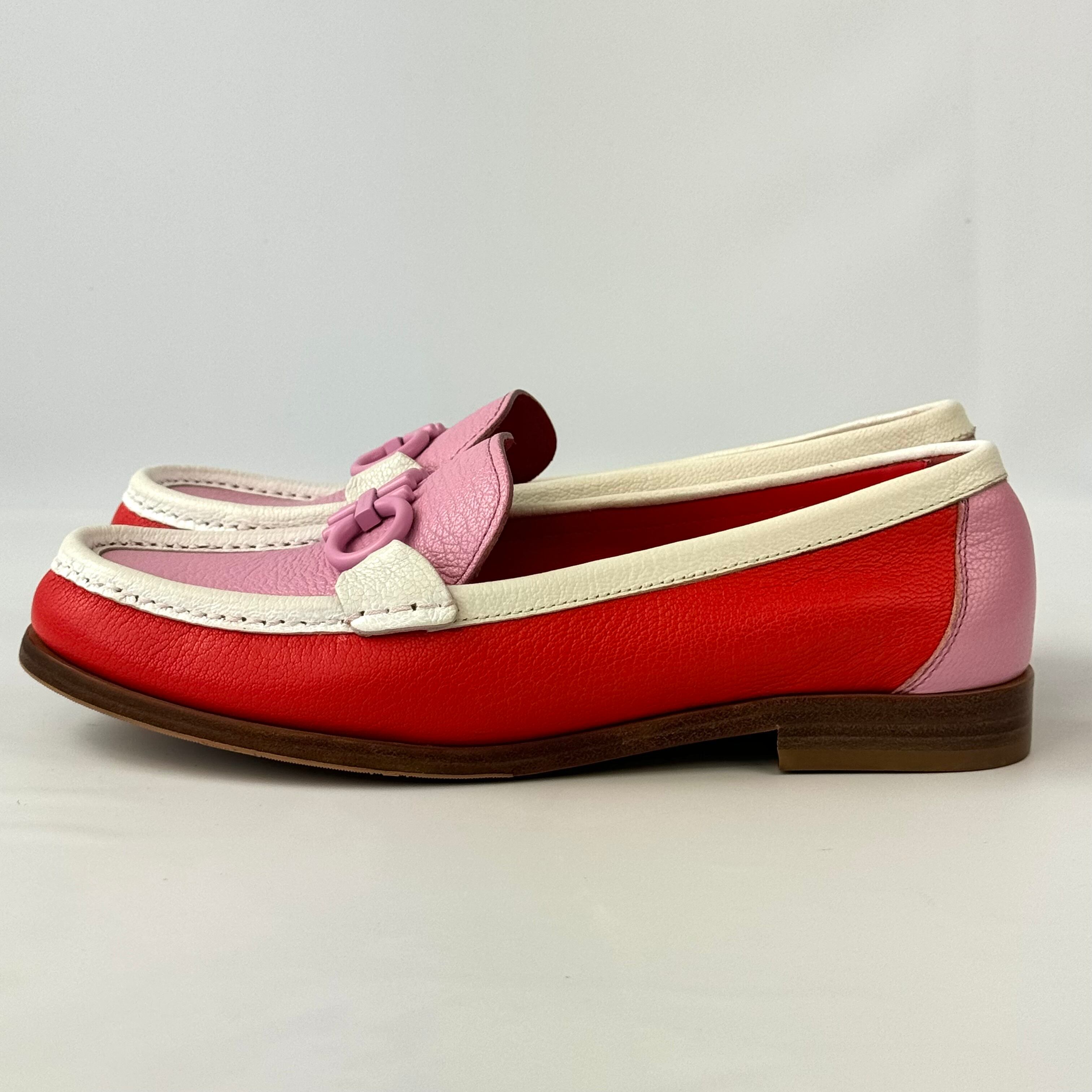 【美品】サルヴァトーレフェラガモ ローファー 2022年限定モデル ガンチーニ ピンク マルチカラー 23cm