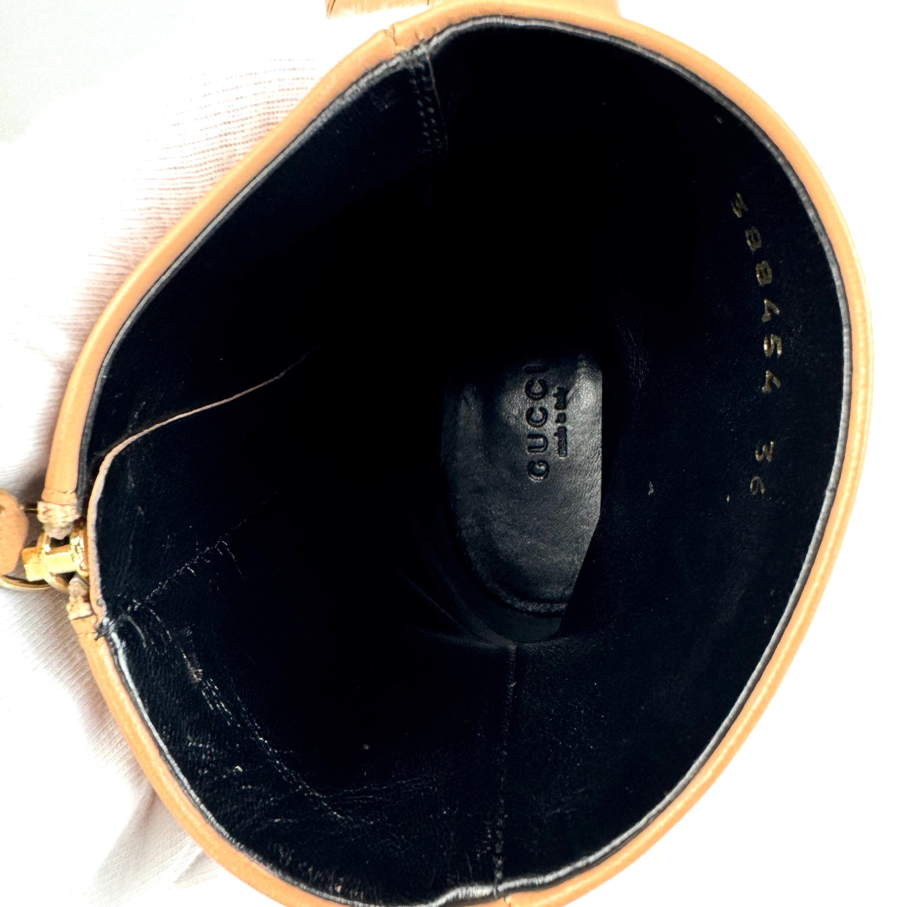 グッチ ショートブーツ インターロッキング チェーン ベージュ 23.5cm