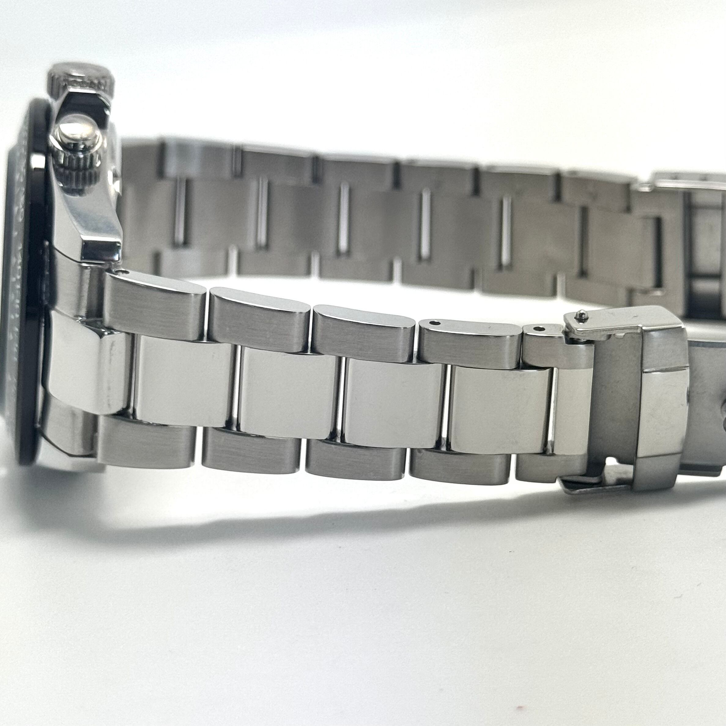 【美品】テクノス TECHNOS TSM411TW クォーツ クロノグラフ 白