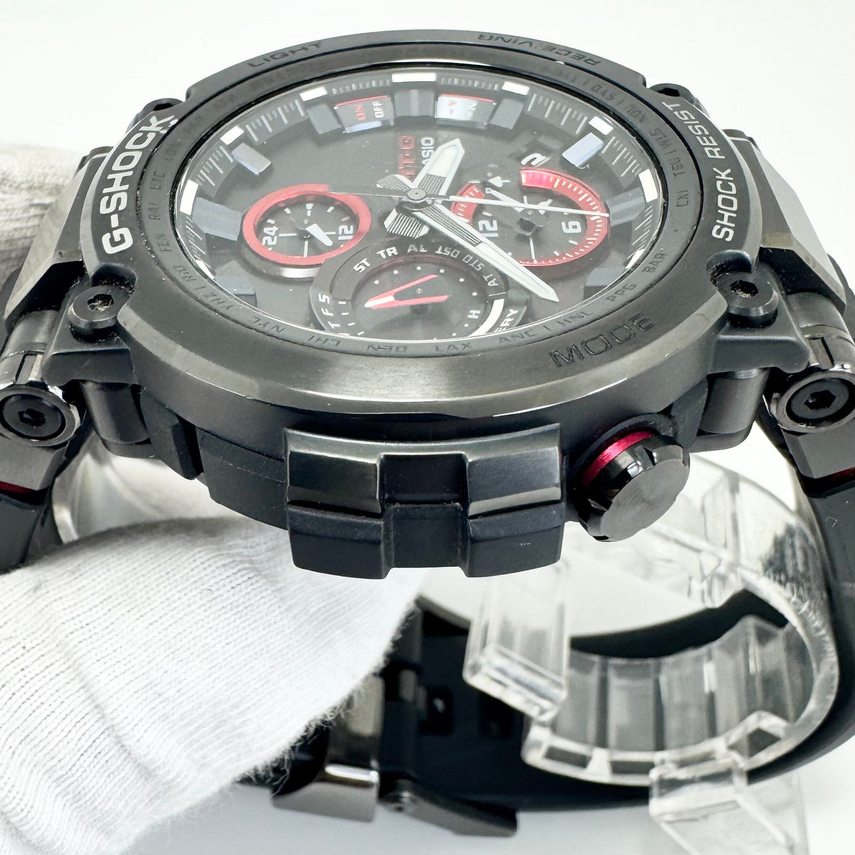 【美品】腕時計 メンズ カシオ CASIO G-SHOCK ジーショック MT-G MTG-B1000B-1AJF 電波ソーラー スマホリンク Bluetooth 黒 デイト表示 20気圧防水 樹脂ベルト