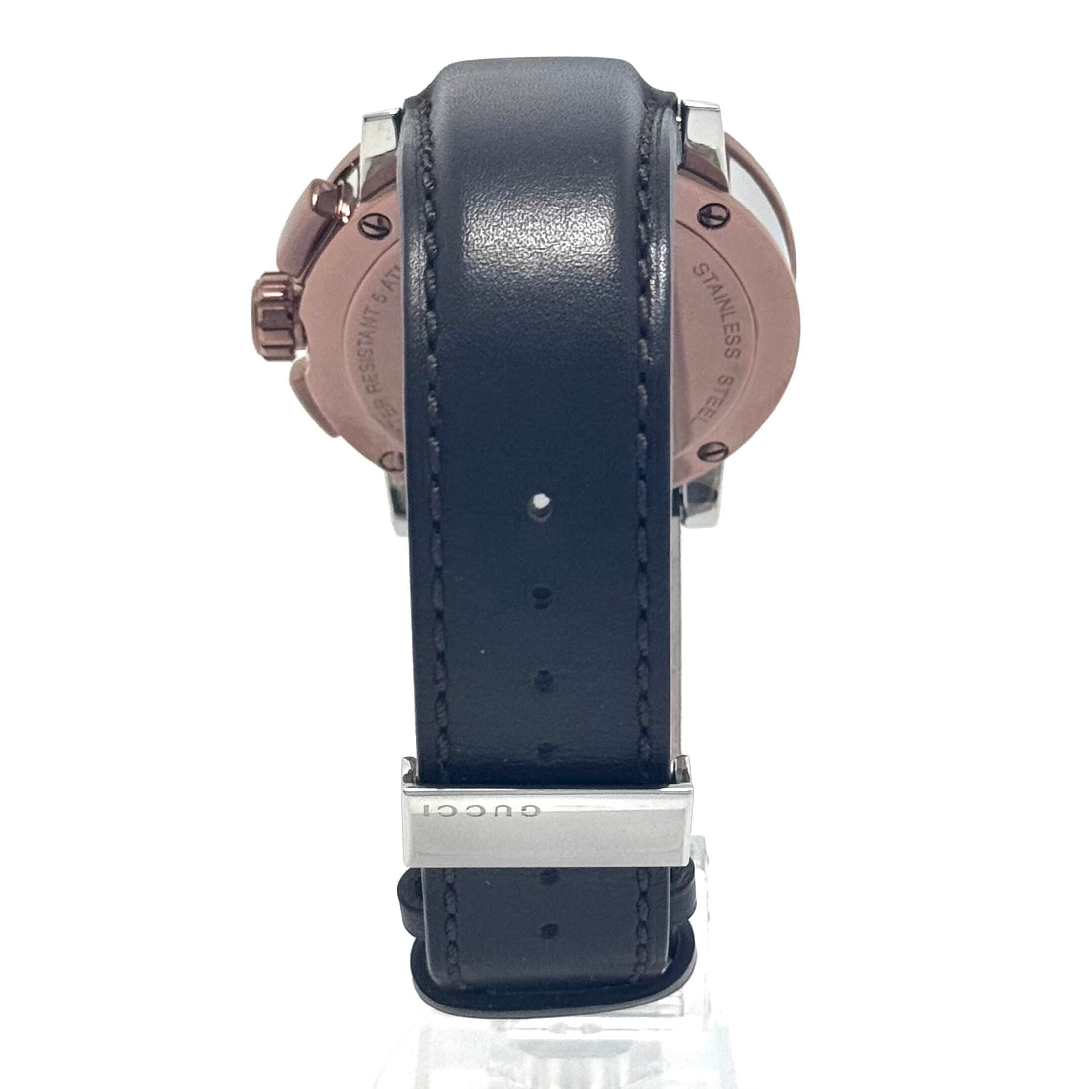 【美品】グッチ GUCCI Gクロノ YA101202 101.2 クォーツ 黒 クロノグラフ 革ベルト