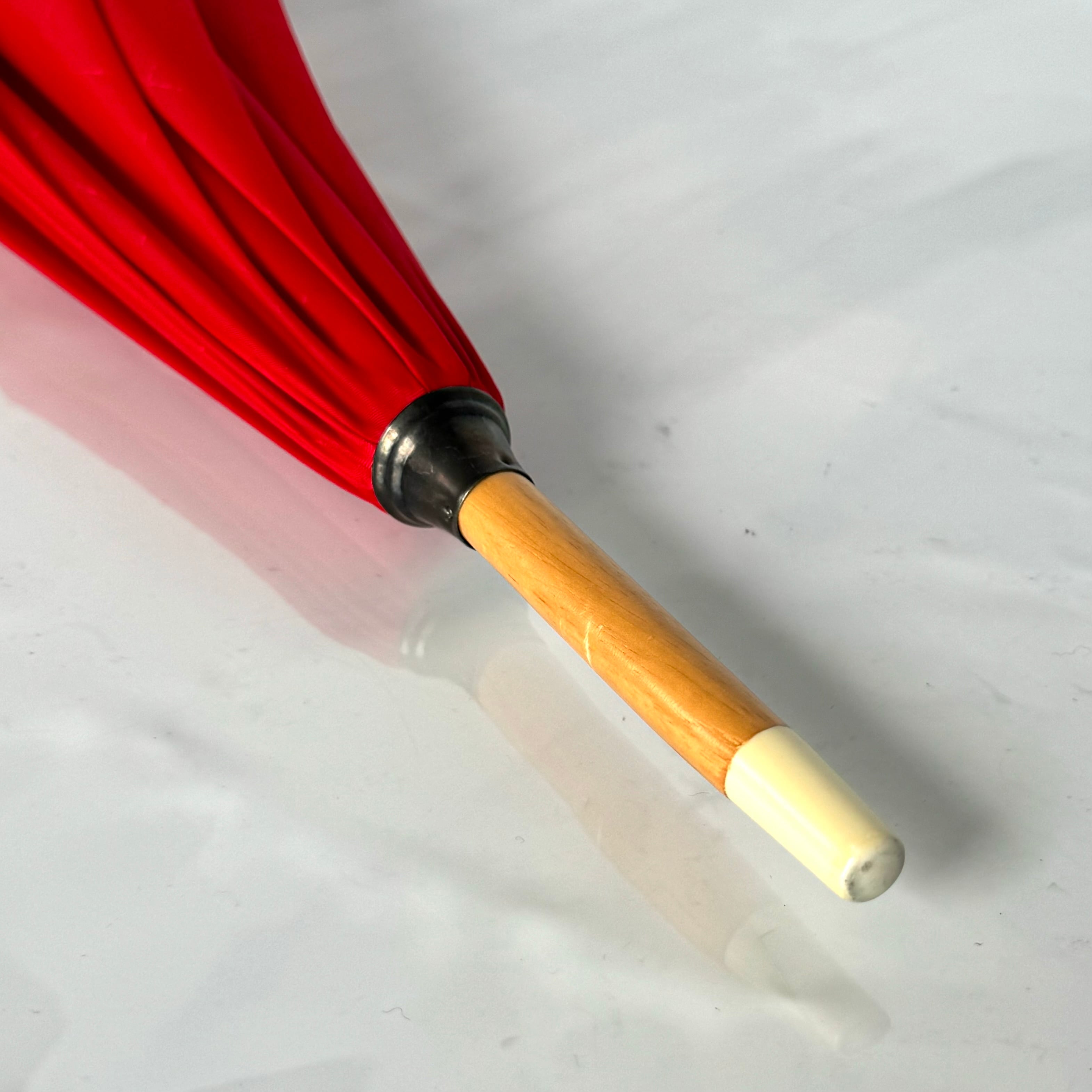 【希少】シャネル マトラッセ ココマーク 傘 レッド