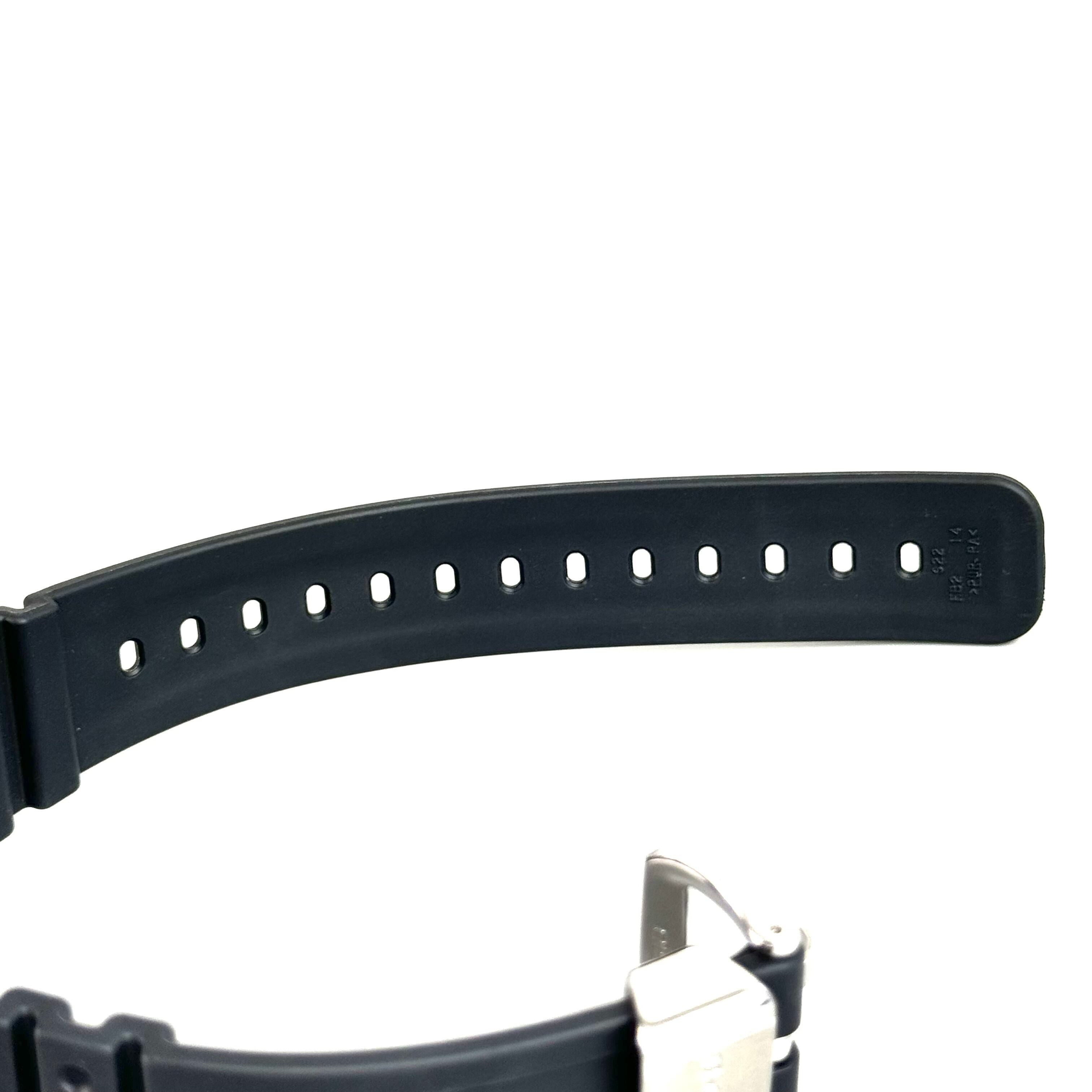 【美品】カシオ CASIO ジーショック G-SHOCK GMW-B5000-1JF 電波ソーラー デジタル 黒 Bluetooth 樹脂ベルト