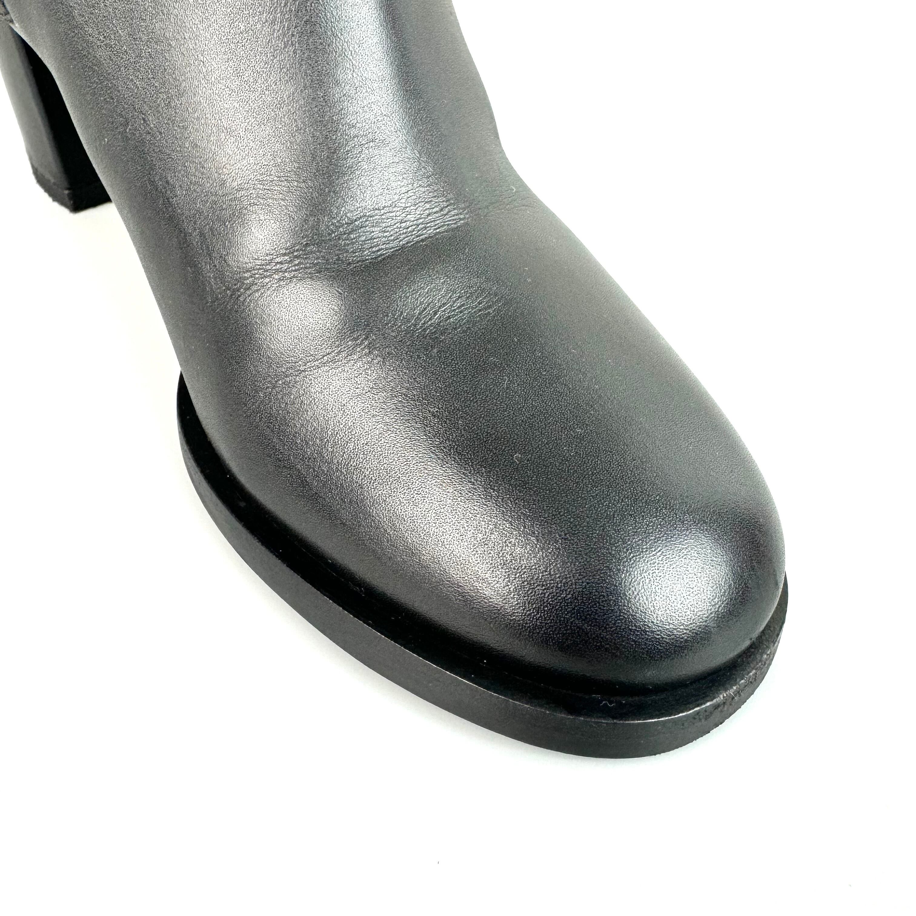 バレンティノガラヴァーニ ブーツ Vロゴ シグネチャー カーフ 黒 23cm