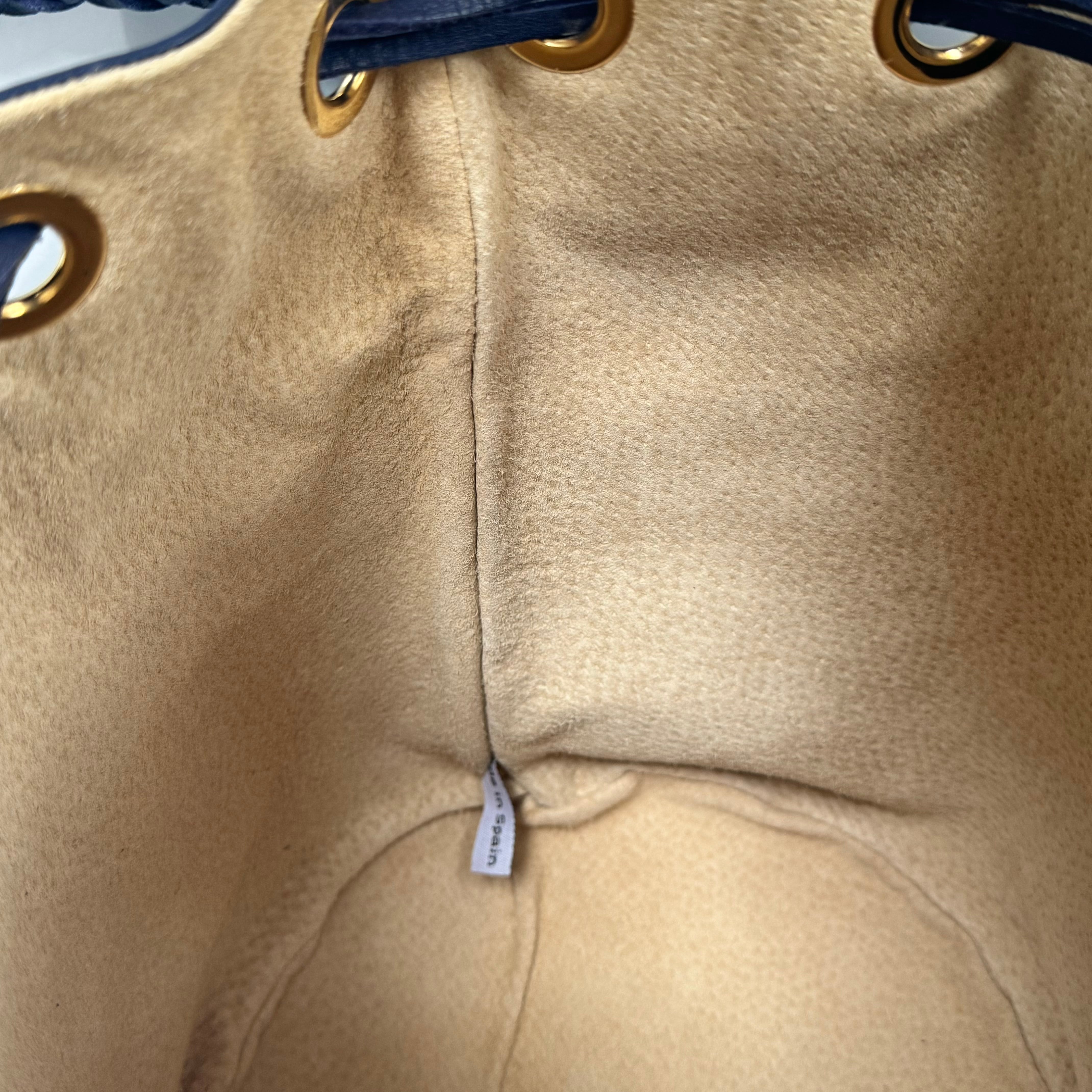 【美品】J&M デビットソン カーニバル ラージ ショルダーバッグ レザー