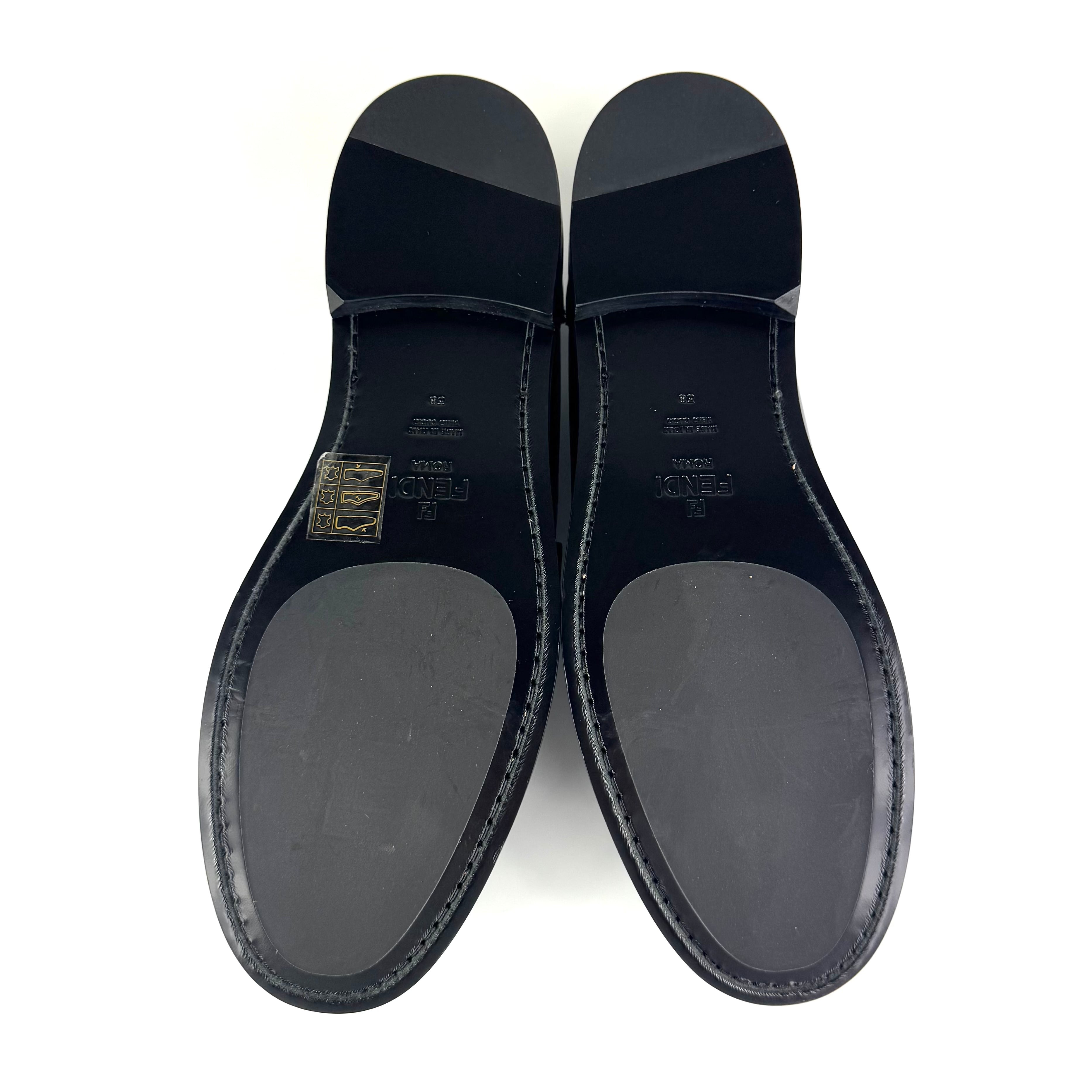 フェンディ FENDI ローファー レザー ブラック 黒 38 日本サイズ25cm