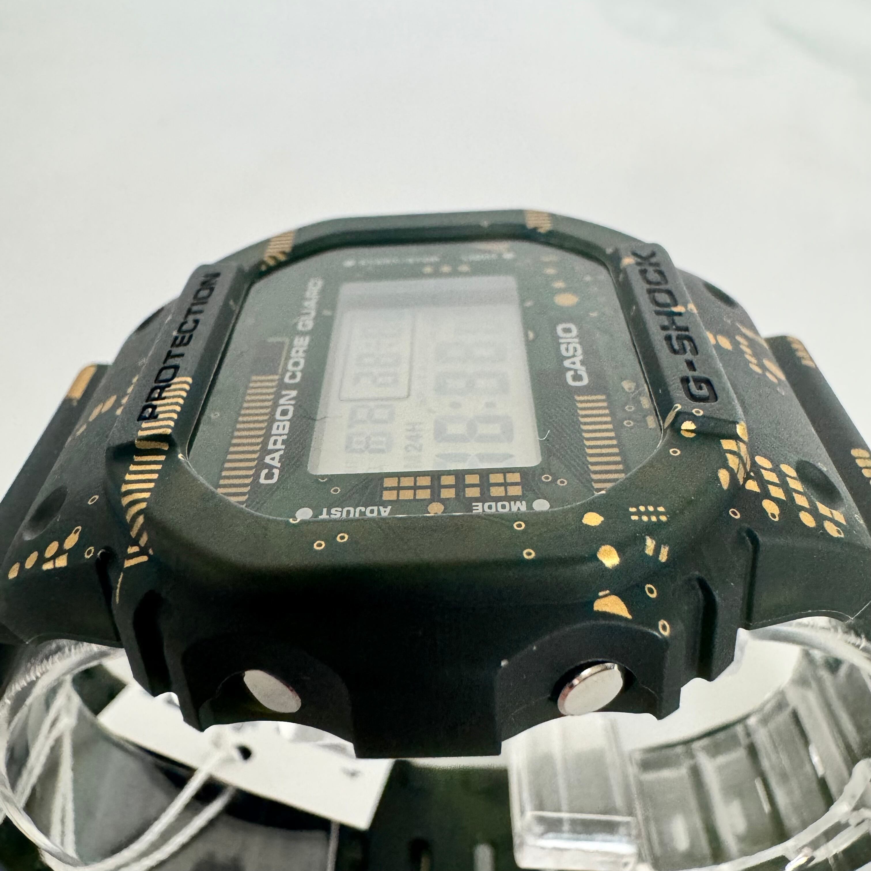 【未使用】カシオ ジーショック G-SHOCK DWE-5600CC?3JR デジタル クォーツ 樹脂ベルト