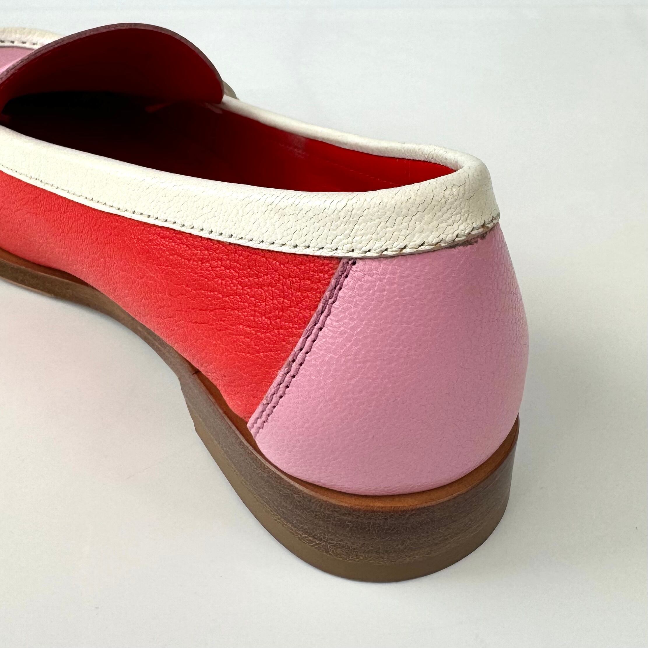 【美品】サルヴァトーレフェラガモ ローファー 2022年限定モデル ガンチーニ ピンク マルチカラー 23cm