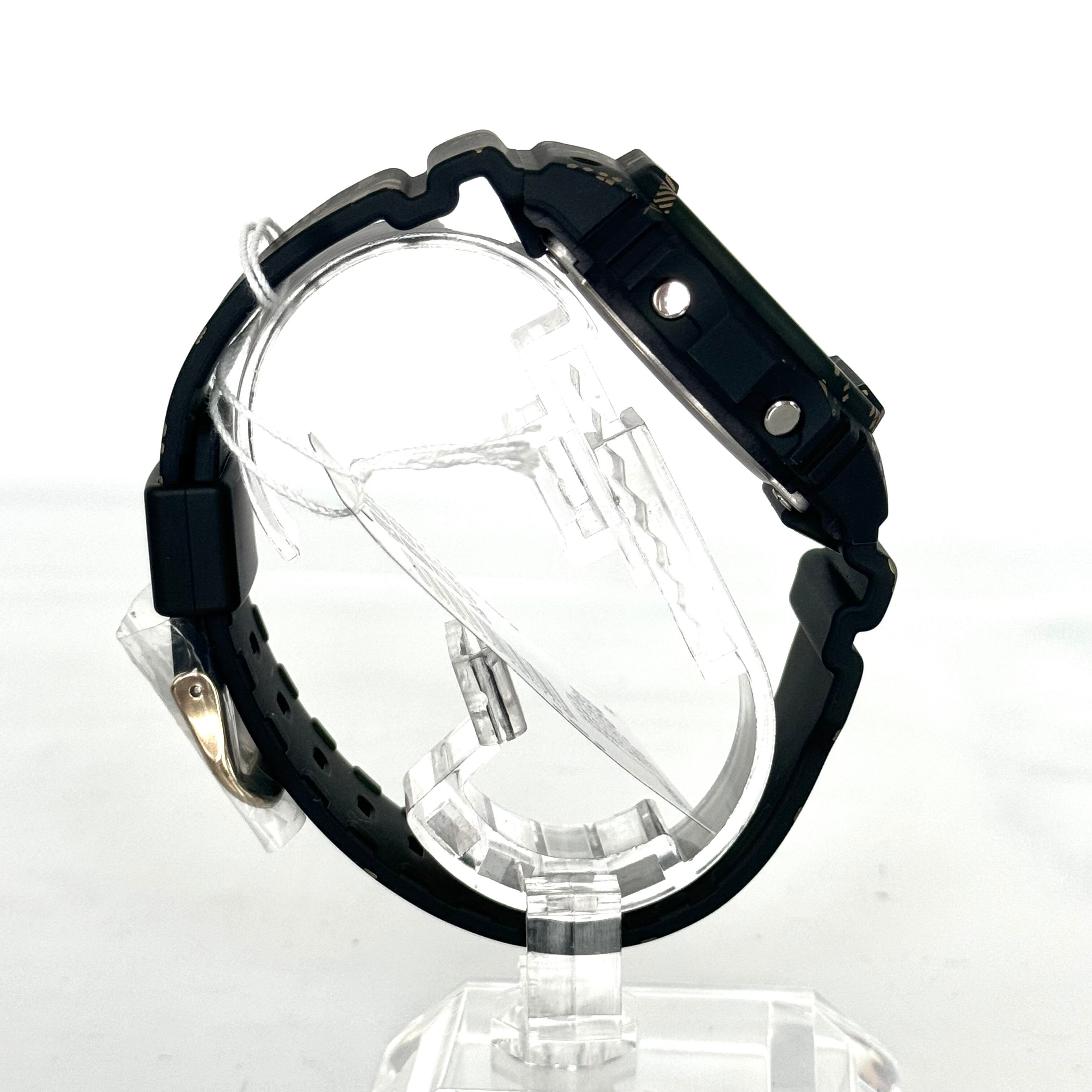 【未使用】カシオ ジーショック G-SHOCK DWE-5600CC?3JR デジタル クォーツ 樹脂ベルト