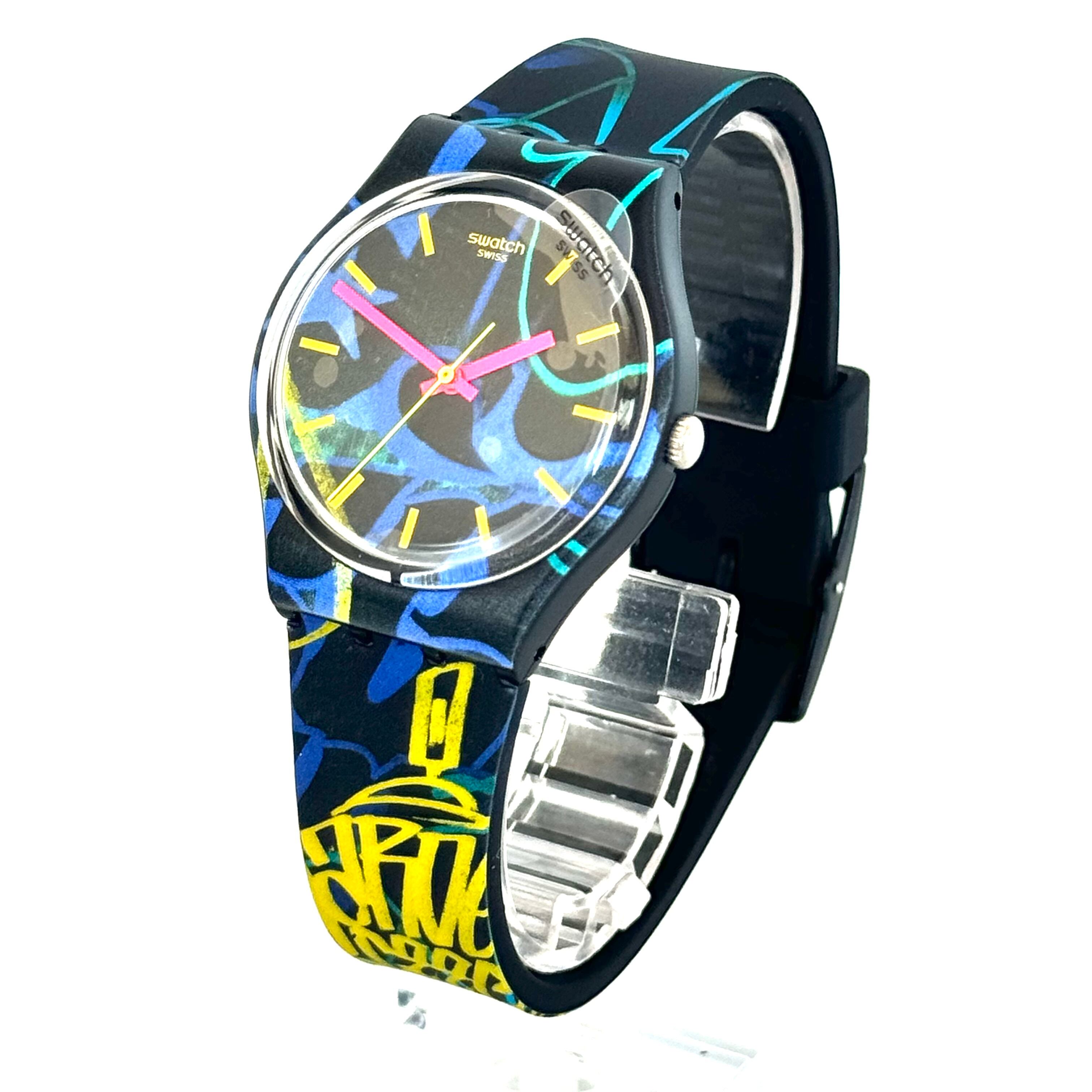 【ほぼ未使用】スウォッチ SWATCH ナイトクラブ GB318 クォーツ 黒 ラバーベルト レディース 電池交換済