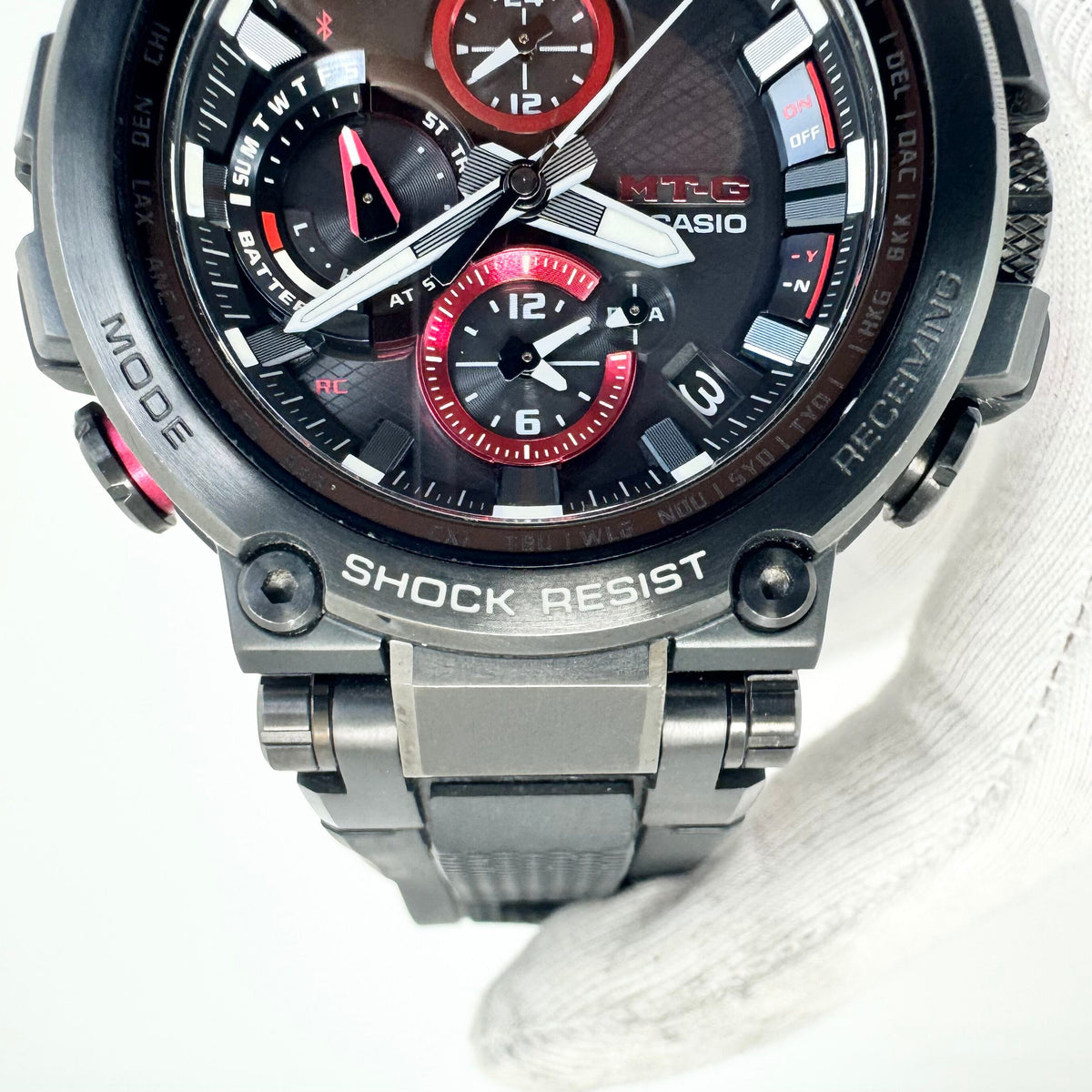 【美品】腕時計 メンズ カシオ CASIO G-SHOCK ジーショック MT-G MTG-B1000B-1AJF 電波ソーラー スマホリンク Bluetooth 黒 デイト表示 20気圧防水 樹脂ベルト