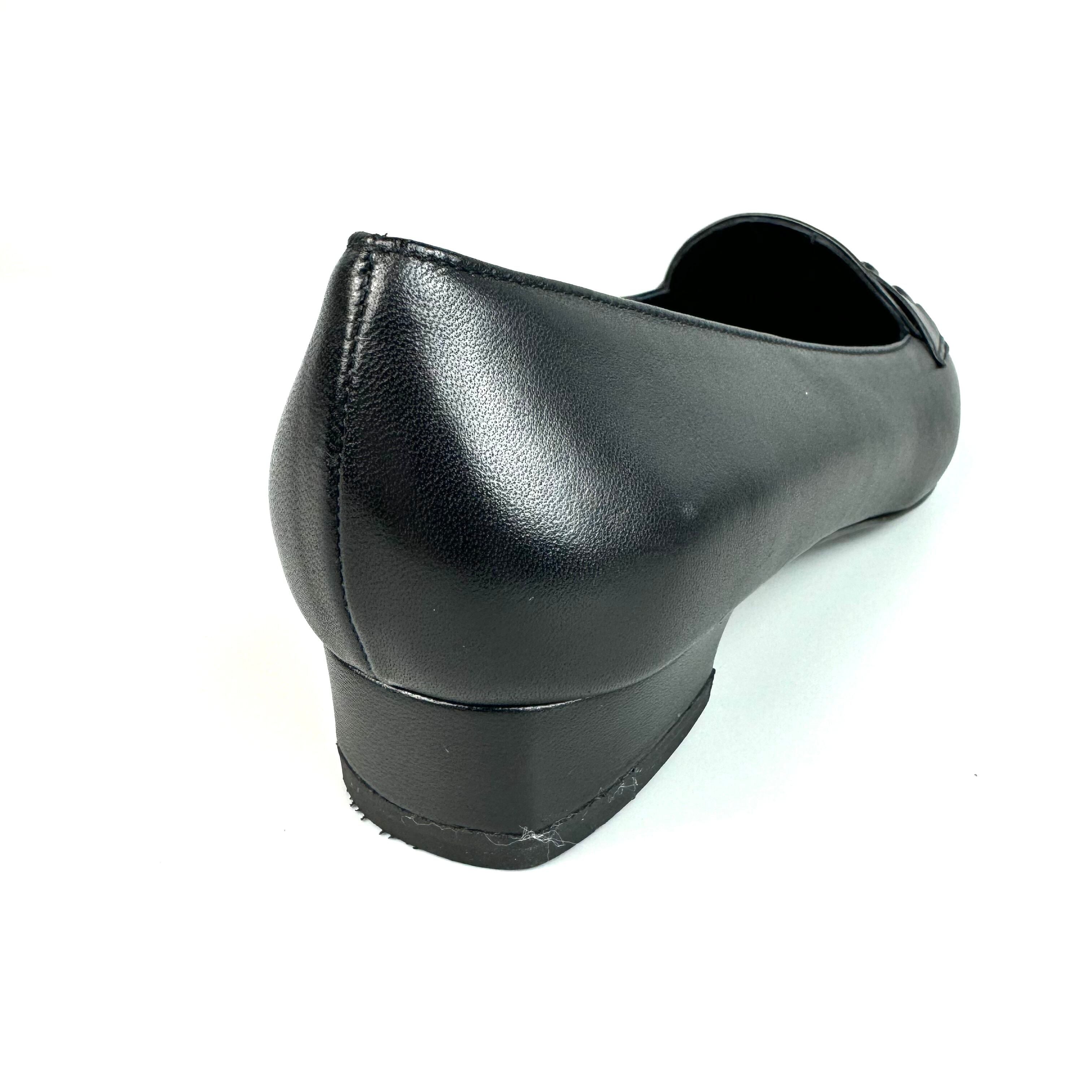 サルヴァトーレフェラガモ ローファー ヴァラ レザー 黒 23.5cm 5D