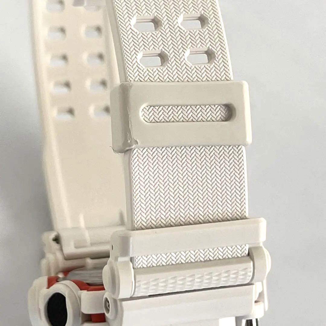 【美品】カシオ Gショック GA-900 クォーツ 白 アナデジ