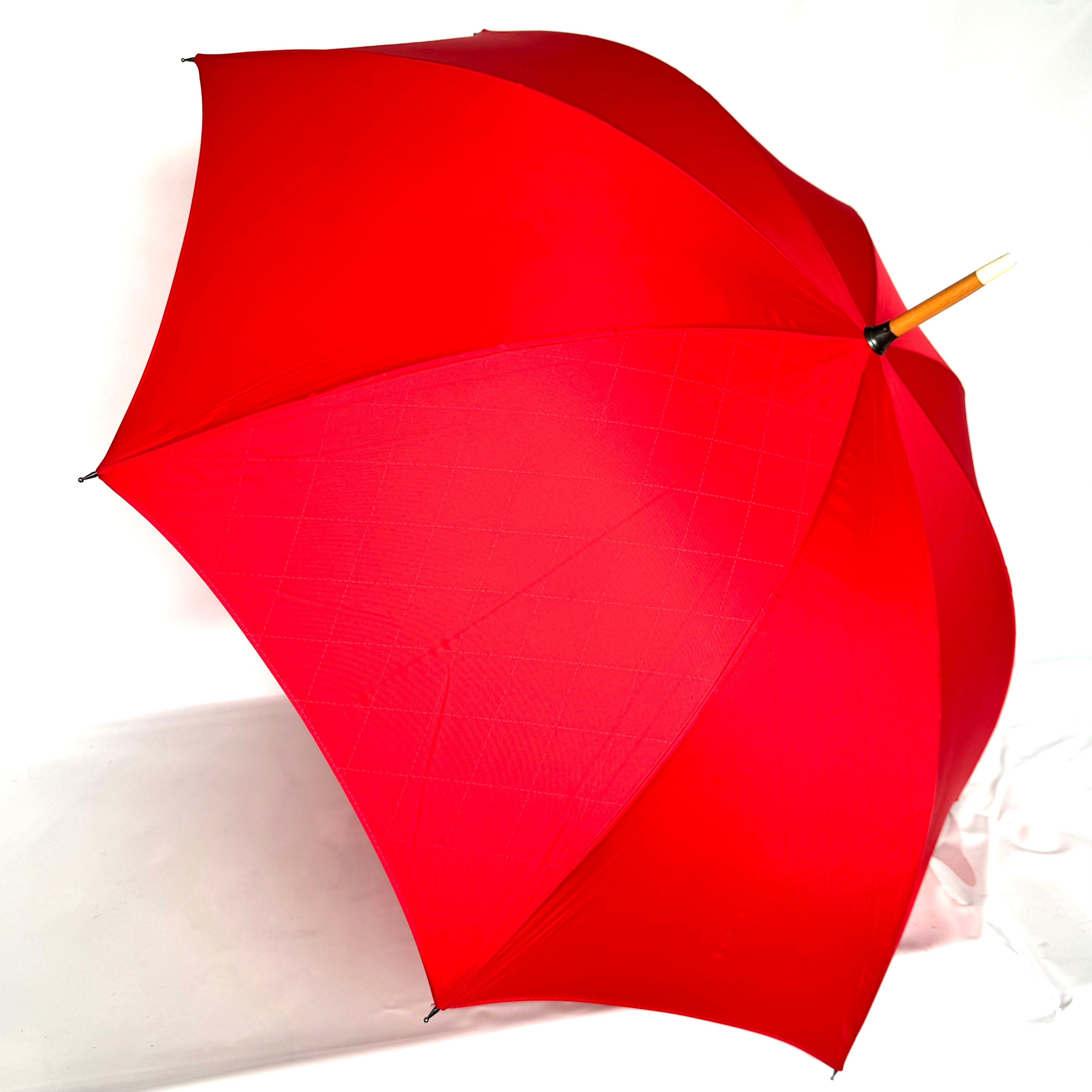 【希少】シャネル マトラッセ ココマーク 傘 レッド