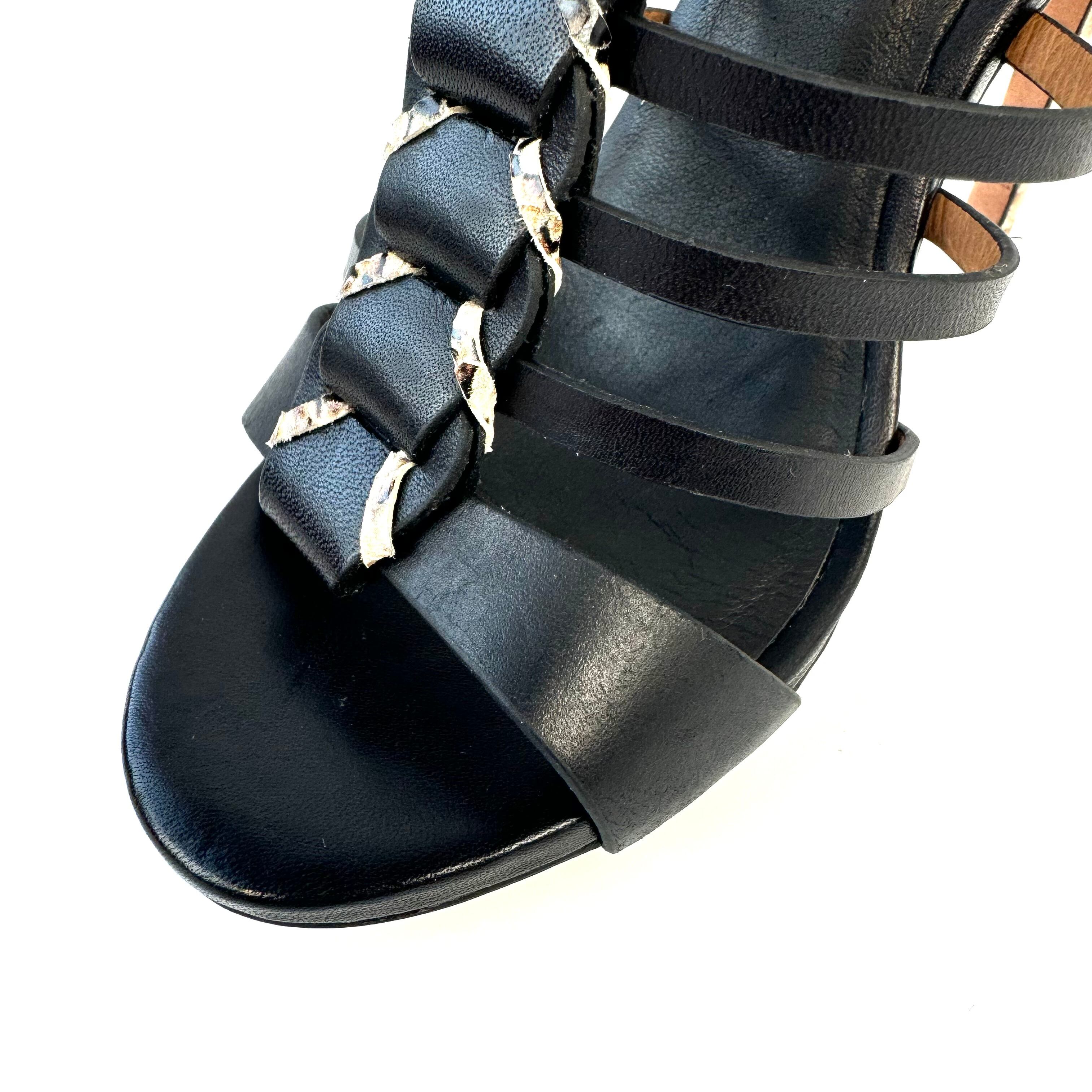 【美品】コーチ グラディエーターサンダル ピンヒール パイソン 黒 22.5cm