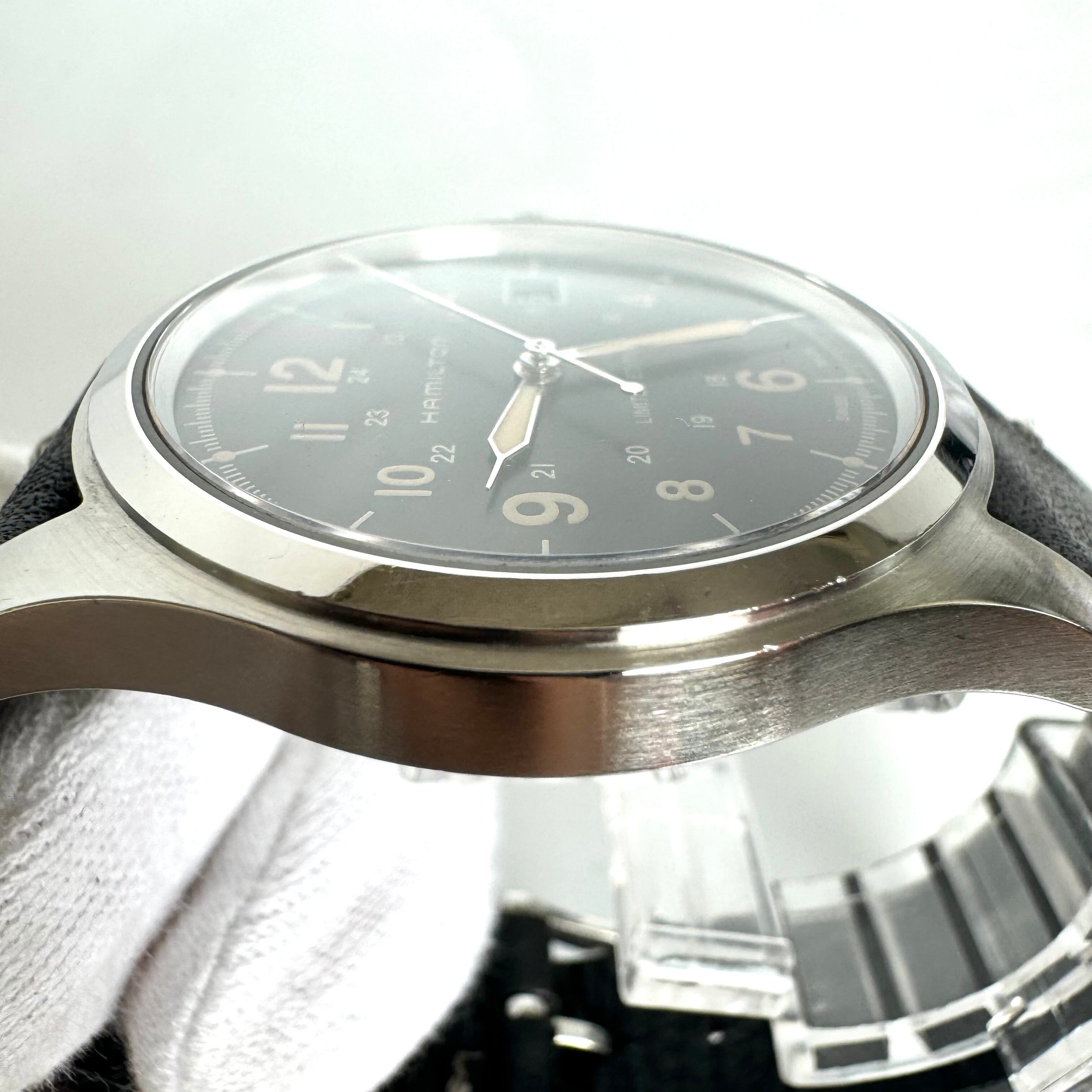 【希少】ハミルトン カーキフィールド H89415733 H894150 ナノユニバース別注 限定品 自動巻 黒 革ベルト デイト表示