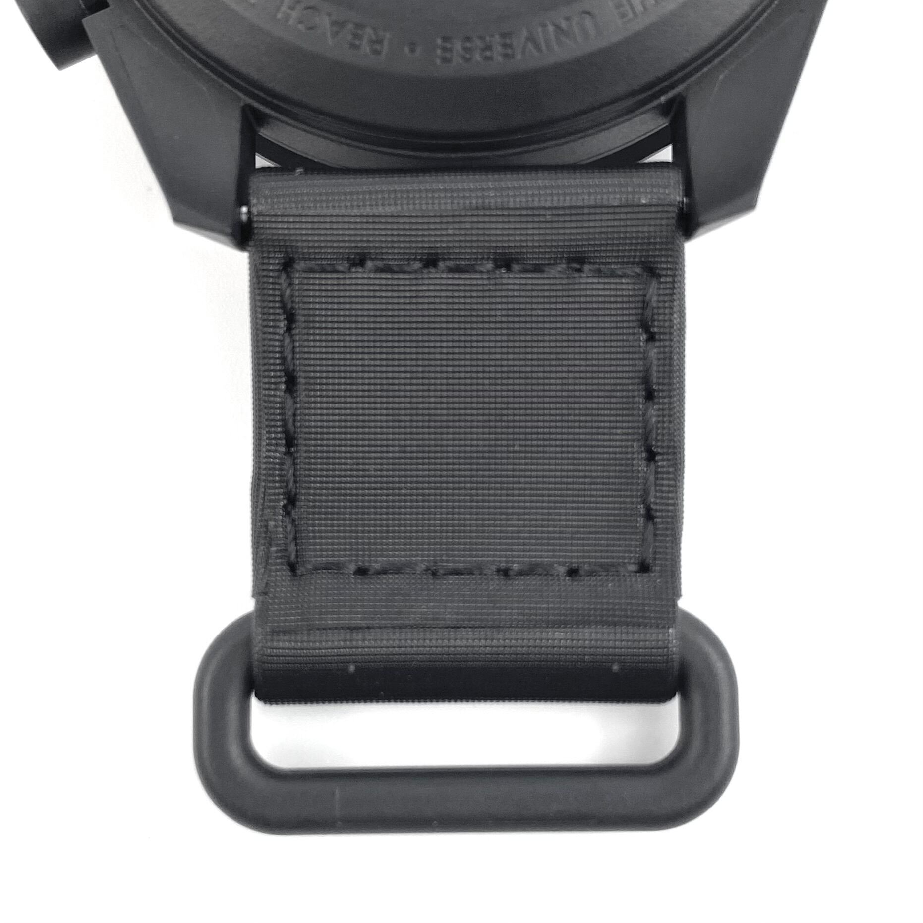 【未使用】オメガ OMEGA オメガ×スウォッチ MISSION TO THE MOONPHASE スヌーピー クォーツ バイオセラミック 黒