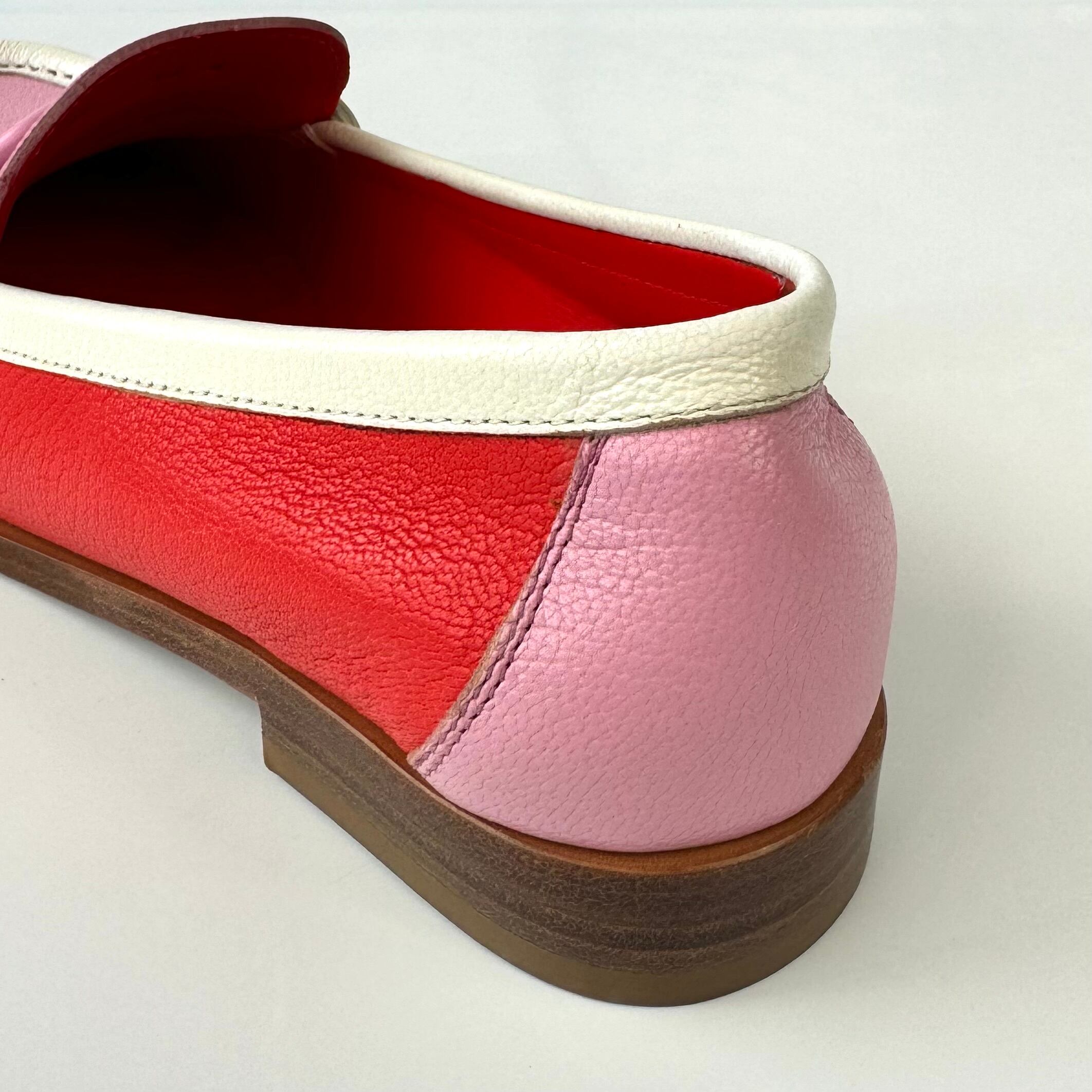 【美品】サルヴァトーレフェラガモ　ローファー　2022年限定モデル　ガンチーニ　ピンク　マルチカラー　23cm